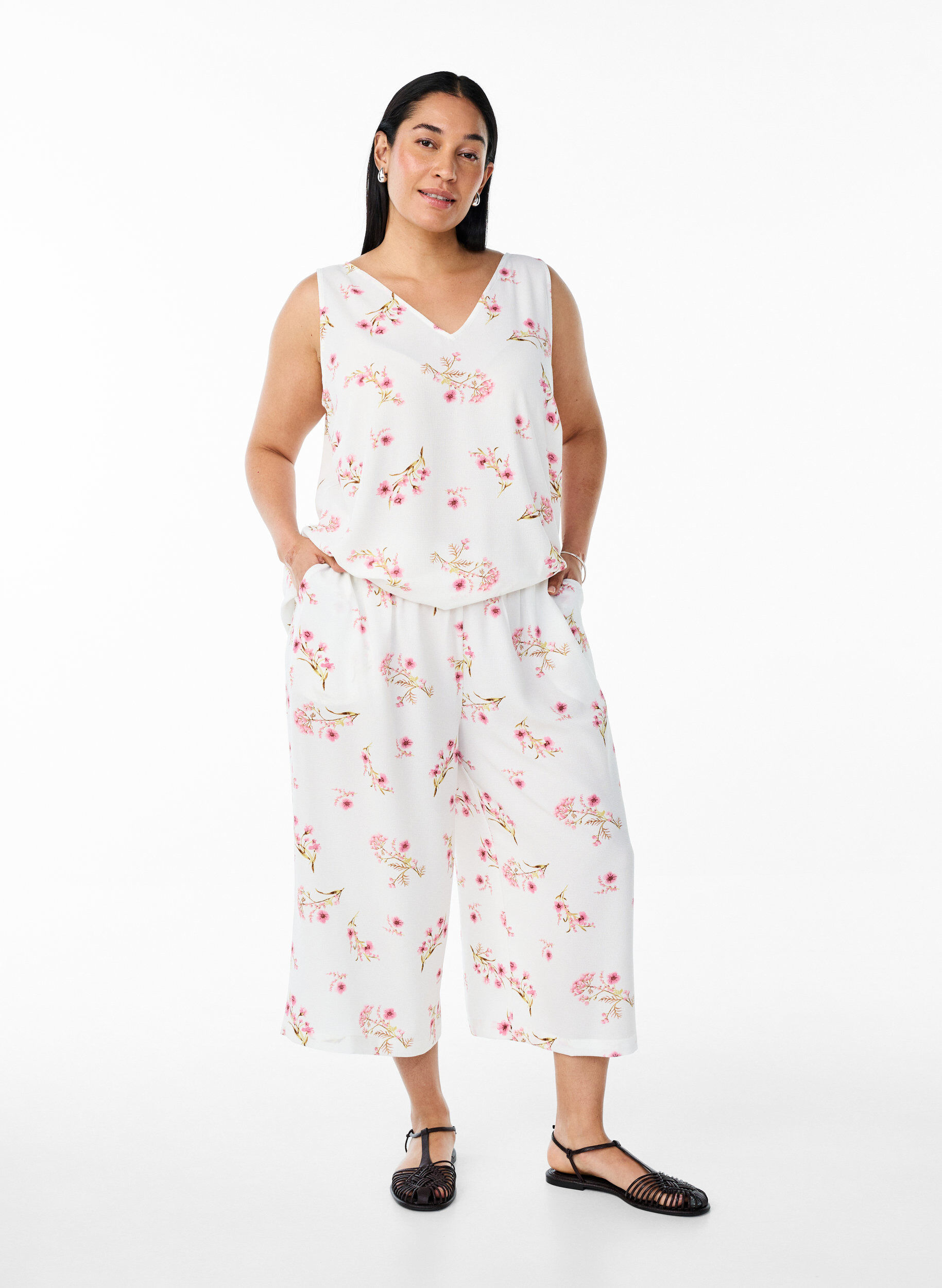Spodnie culotte z nadrukiem, Biały, Model