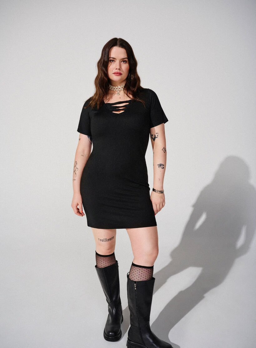 Czarna sukienka, , Model, 1