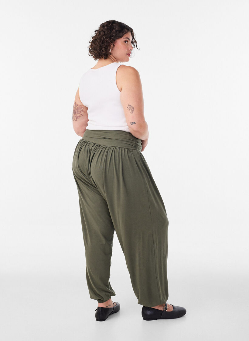 Luzne spodnie haremowe, Zielony, Model image number 2