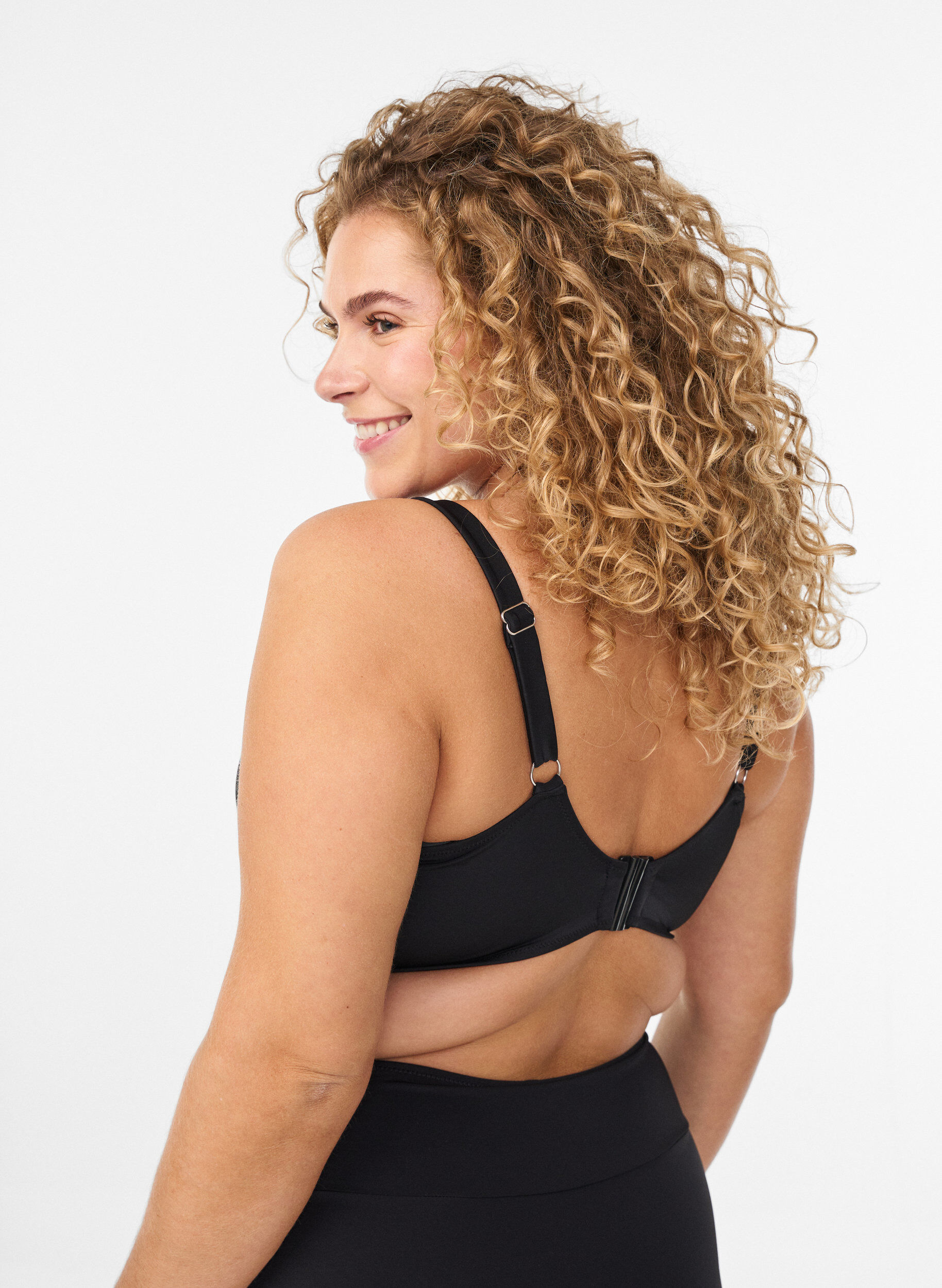 Zizzi G&oacute;ra od bikini z paskami, Czarne, Model image number 1