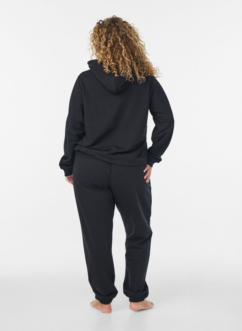 Bluza z kapturem i nadrukiem, Czarne, Model image number 2