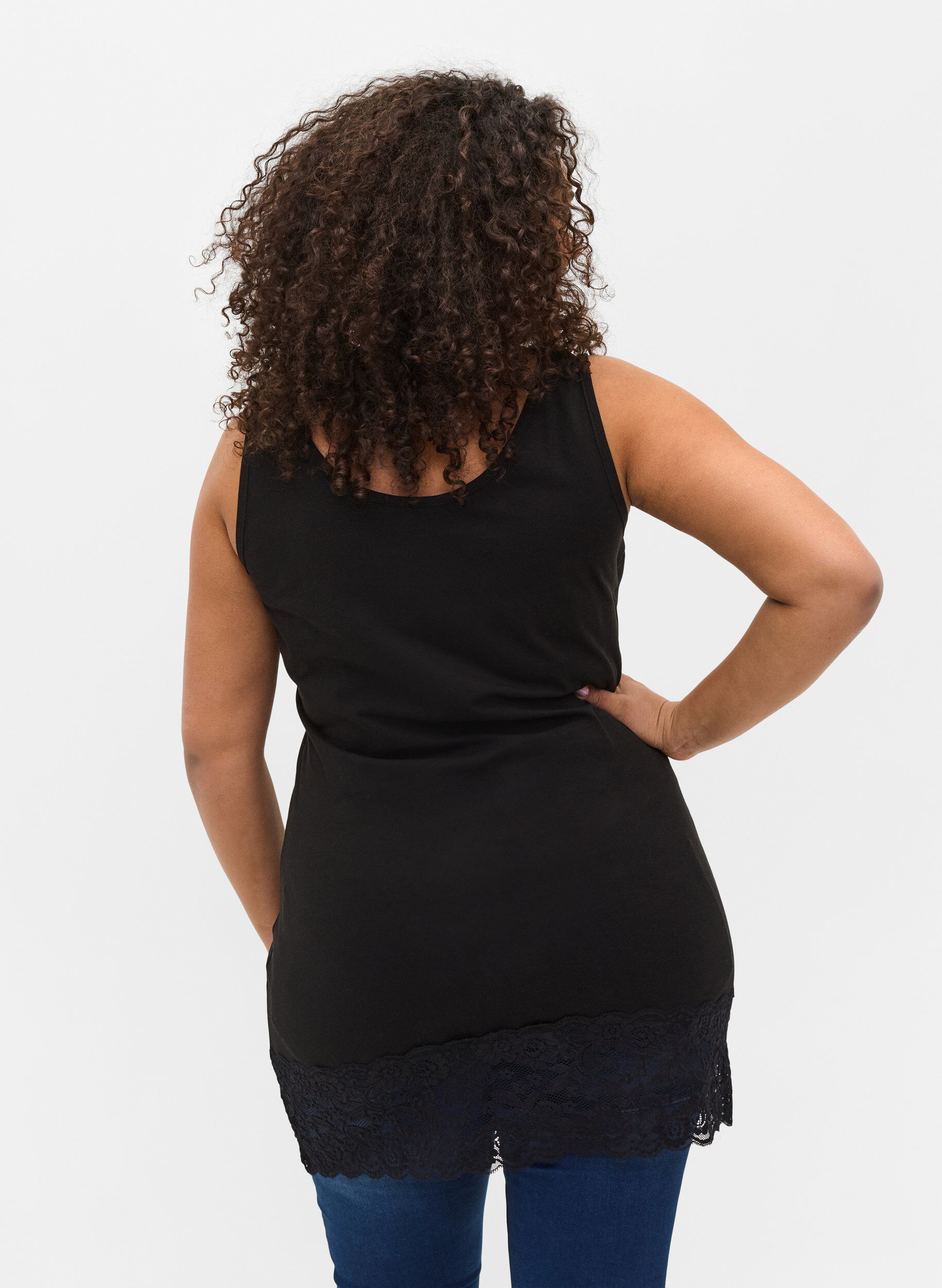 Zizzi Long cotton top with lace trim , Black, Model image number 1