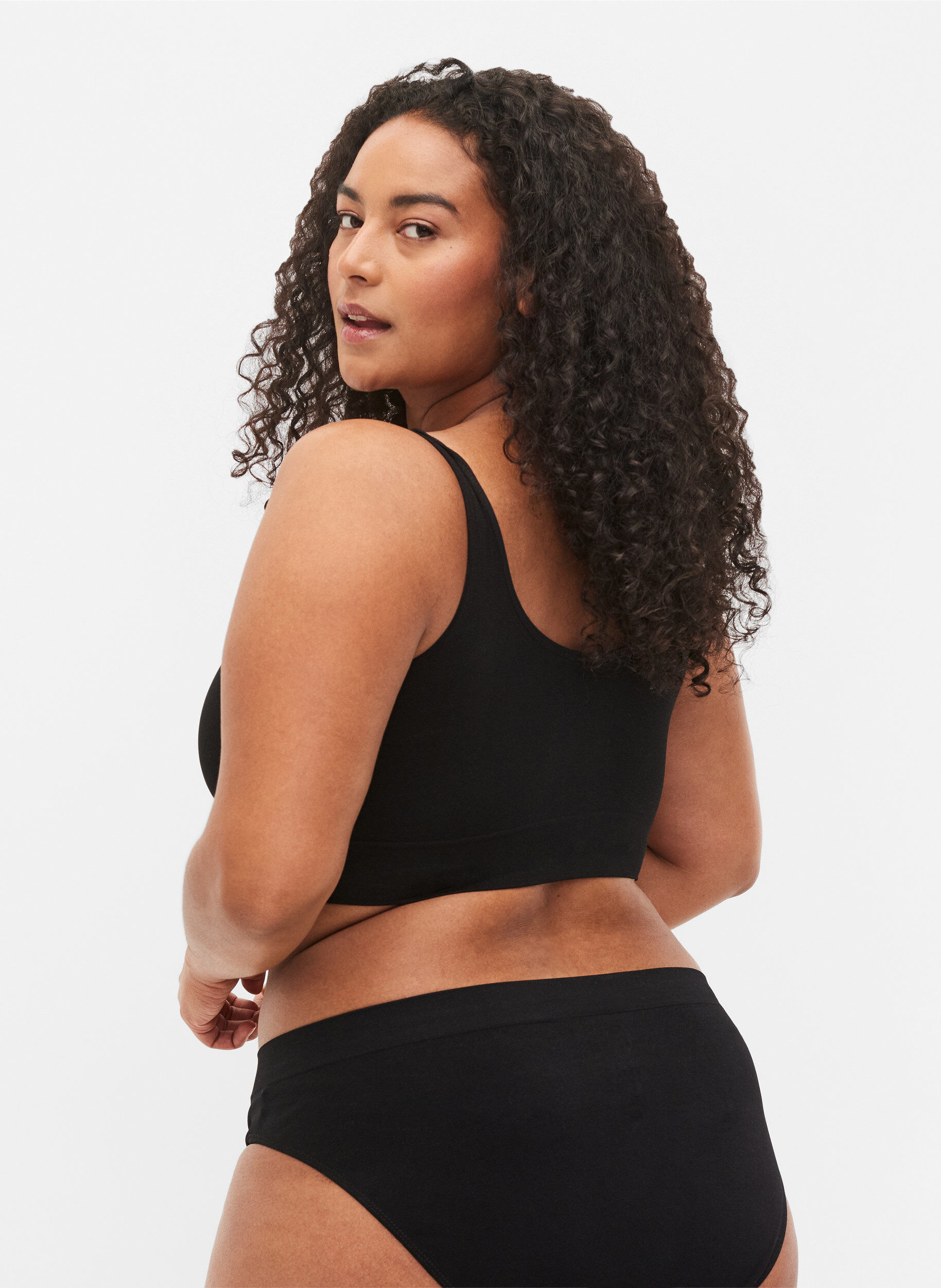 Zizzi Miekki biustonosz bez usztywnienia, Czarne, Model image number 2