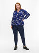 Flash – bluzka z dlugim rekawem i nadrukiem, Navy Blazer Flower, Model image number 2