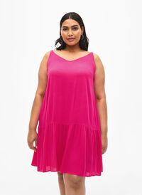Wiskozowa letnia sukienka na ramiaczkach, Raspberry Sorbet, Model