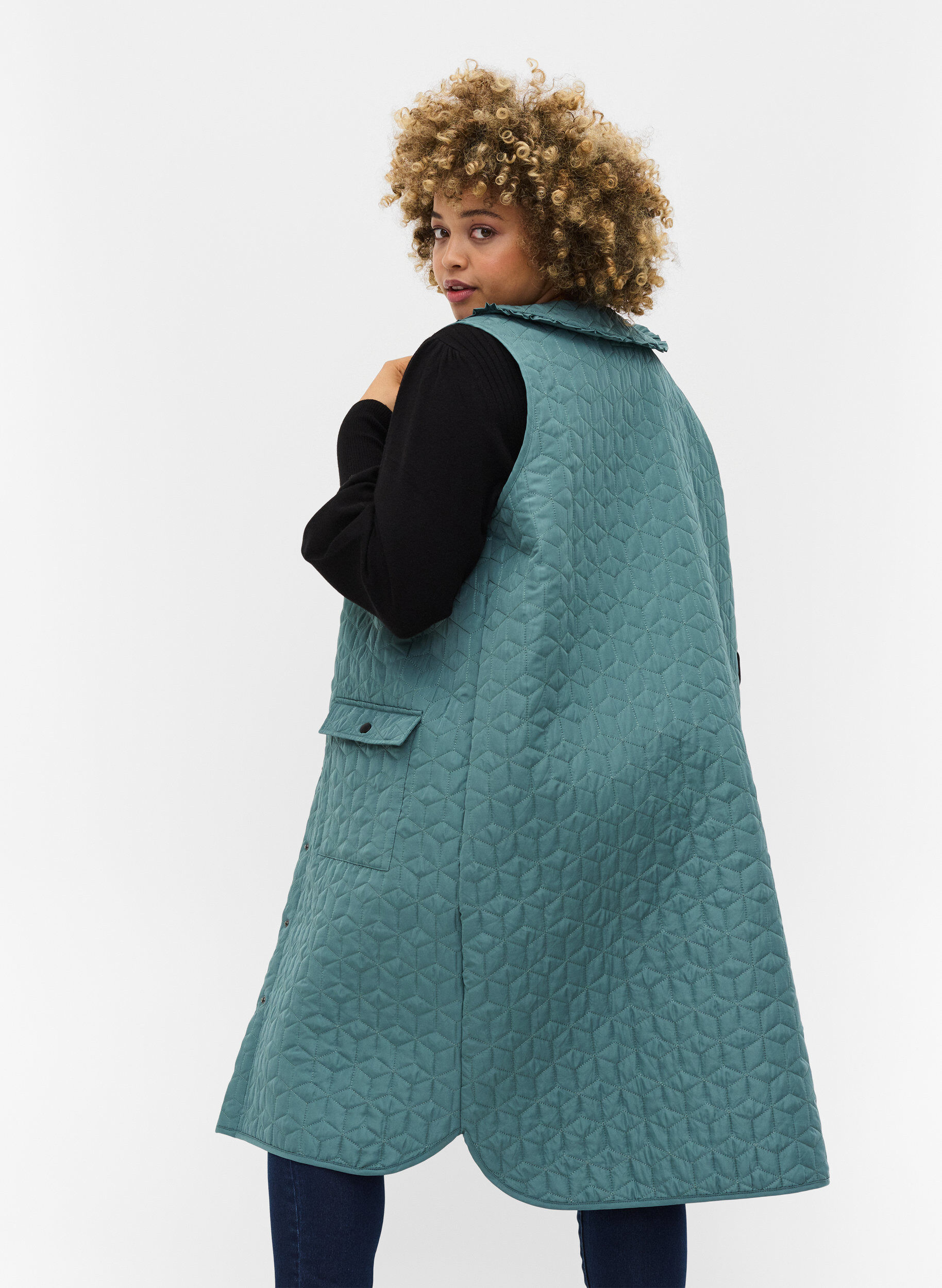 Zizzi Long quilted vest with collar and frills, Sagebrush Green, Model image number 1