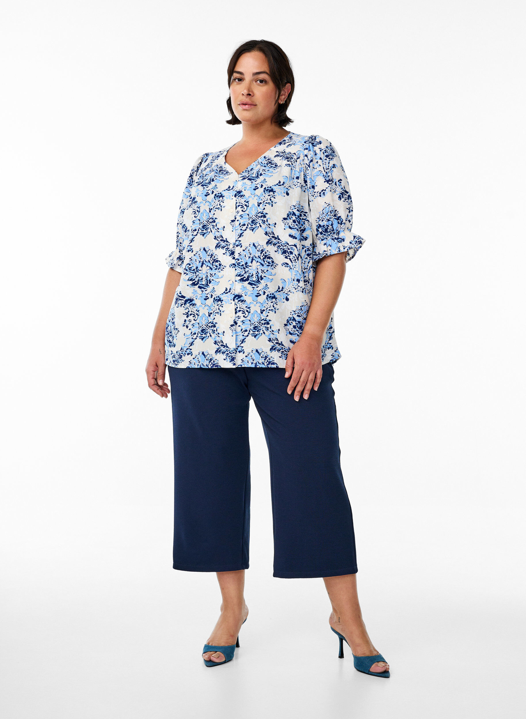 Zizzi Bluzka koszulowa z p&oacute;ldlugimi rekawami, Beżowy, Model image number 1