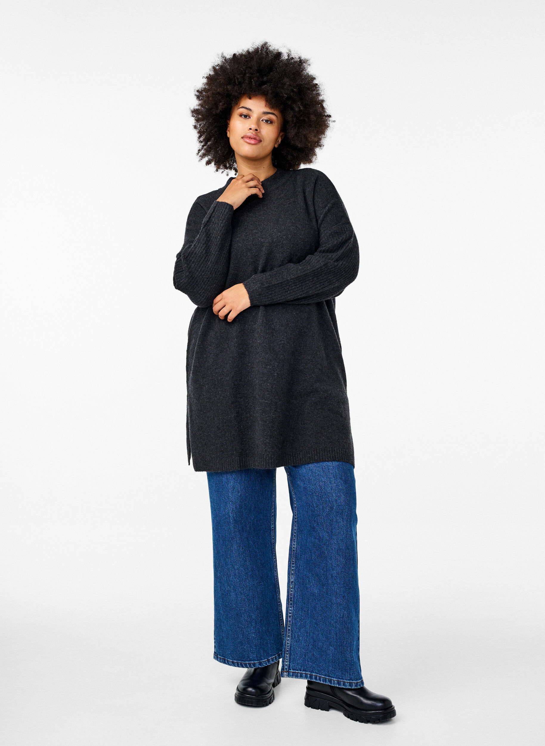 Zizzi Dluga dzianinowa bluzka z dlugimi rekawami, Dark Grey Melange, Model image number 2