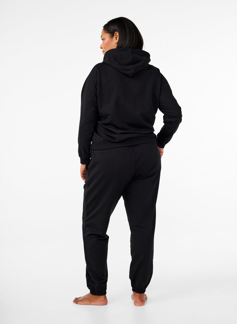 Bluza z kapturem i nadrukiem, Czarne, Model image number 2