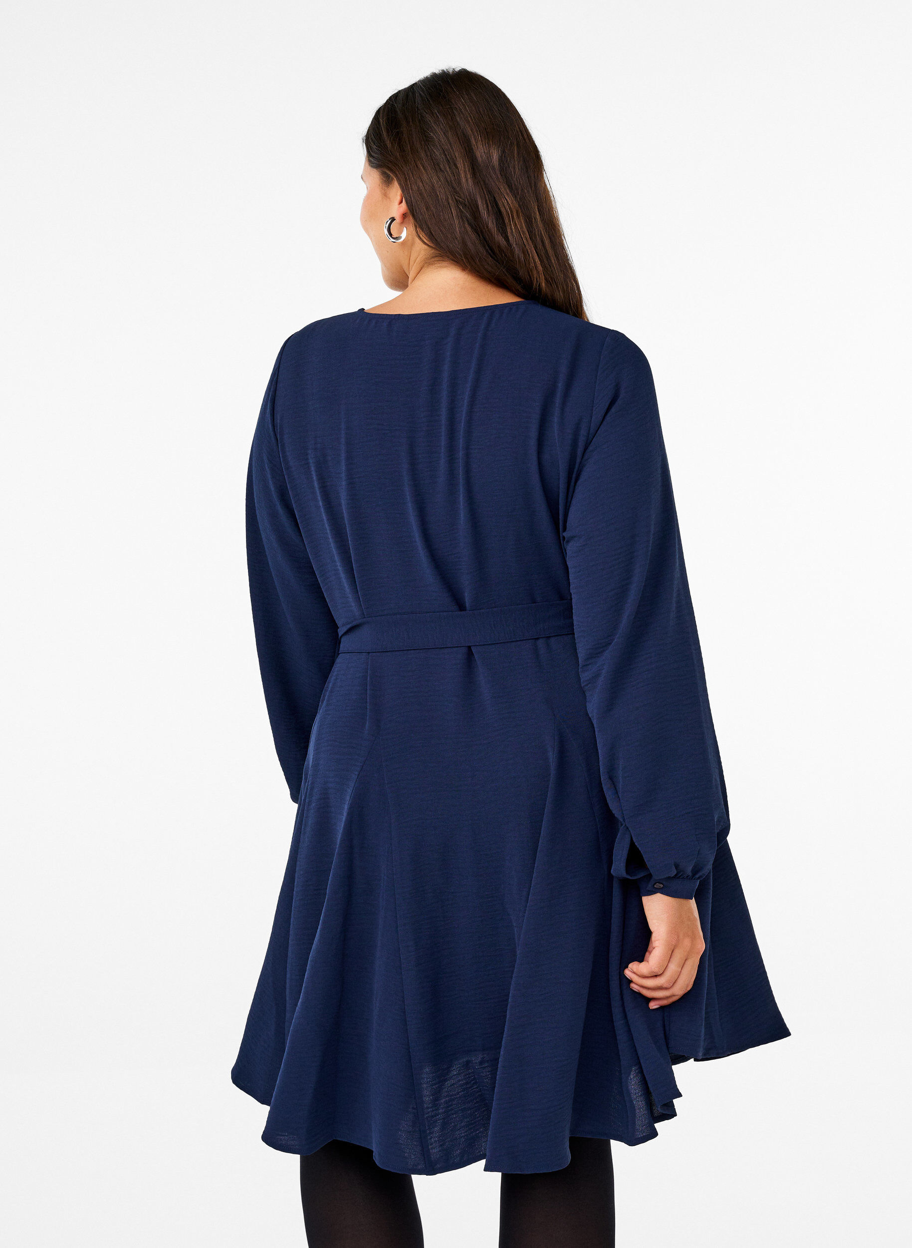 Zizzi Sukienka z&nbsp;dlugimi rekawami i&nbsp;wiazanym paskiem, Navy Blazer, Model image number 1