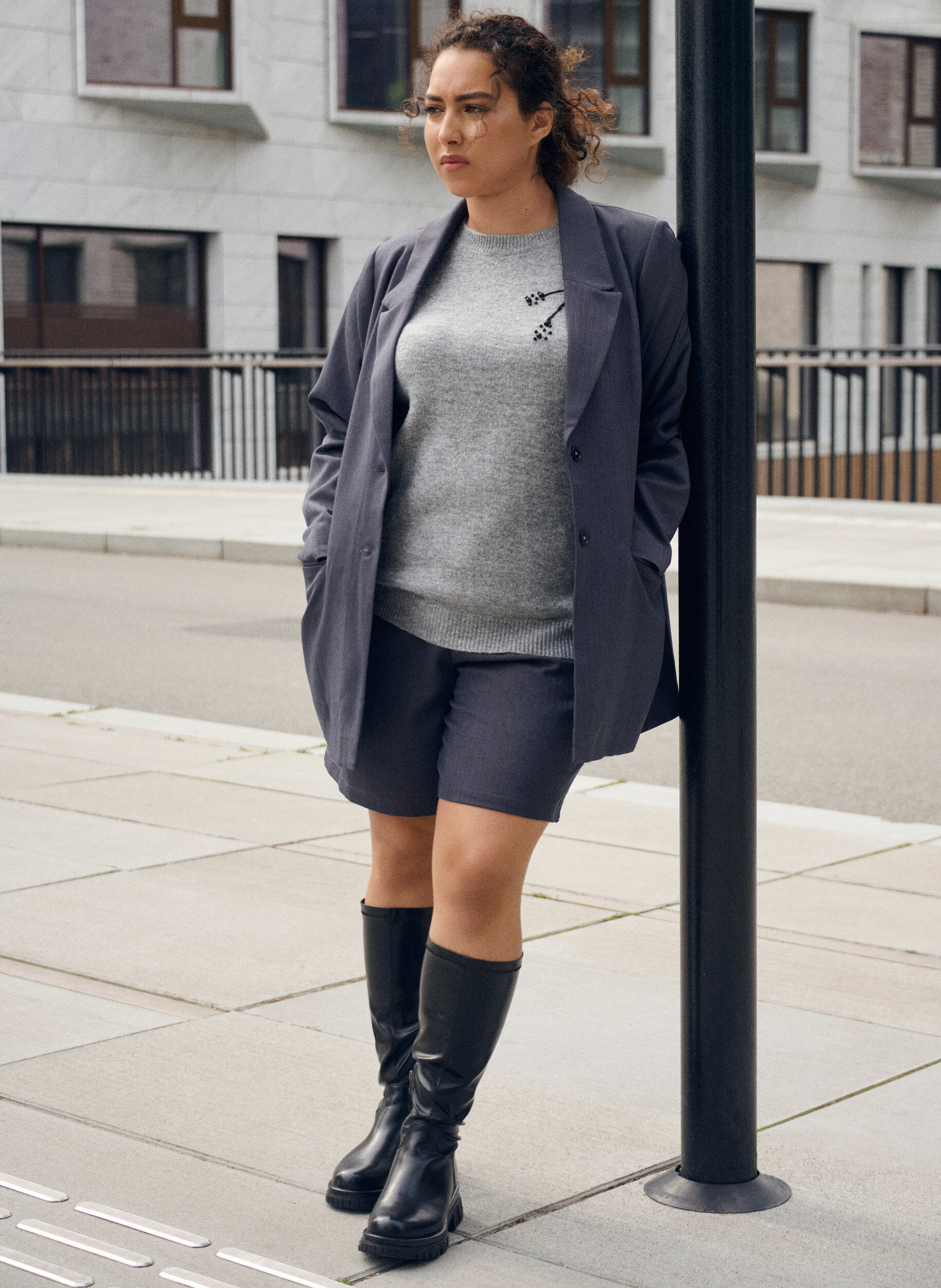 Zizzi Klasyczna marynarka z&nbsp;kieszeniami, Ciemnoszary, Image image number 0