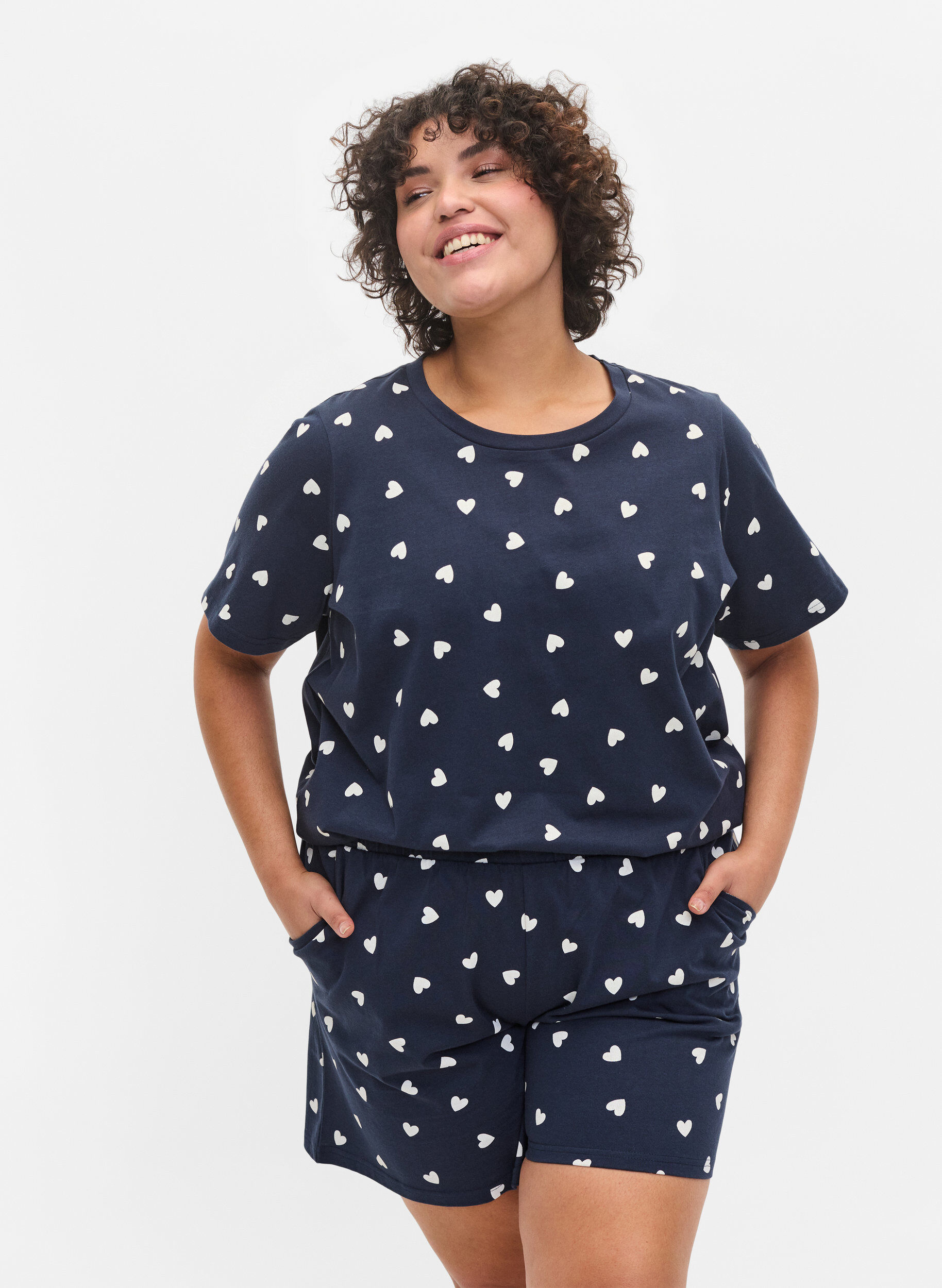Zizzi Short sleeved pyjama t-shirt in cotton, Navy Blazer AOP, Model image number 0