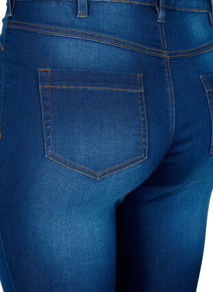 Amy capri jeans z wysokim stanem i bardzo dopasowanym krojem, Blue denim, Packshot image number 3