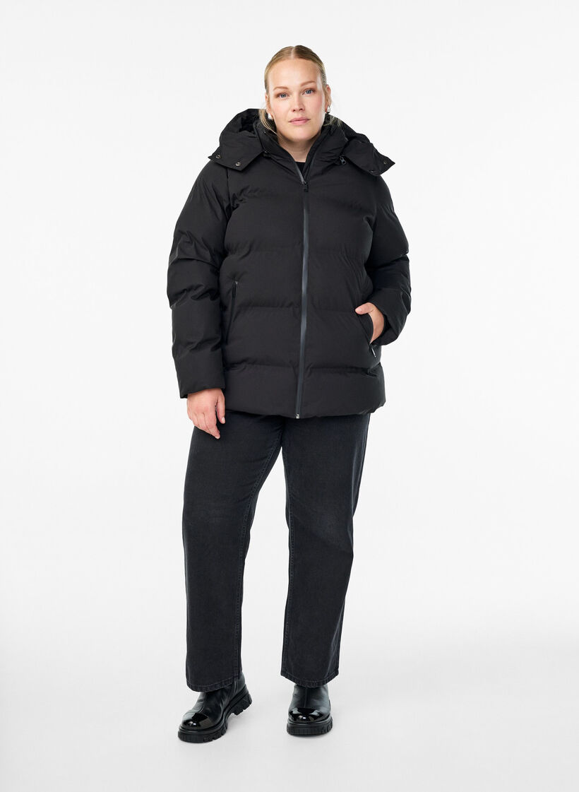 Kr&oacute;tka kurtka puchowa z odpinanym kapturem, Czarne, Model image number 1