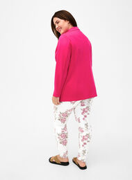 Bardzo waskie jeansy Amy z kwiatowym nadrukiem, White R.AOP, Model