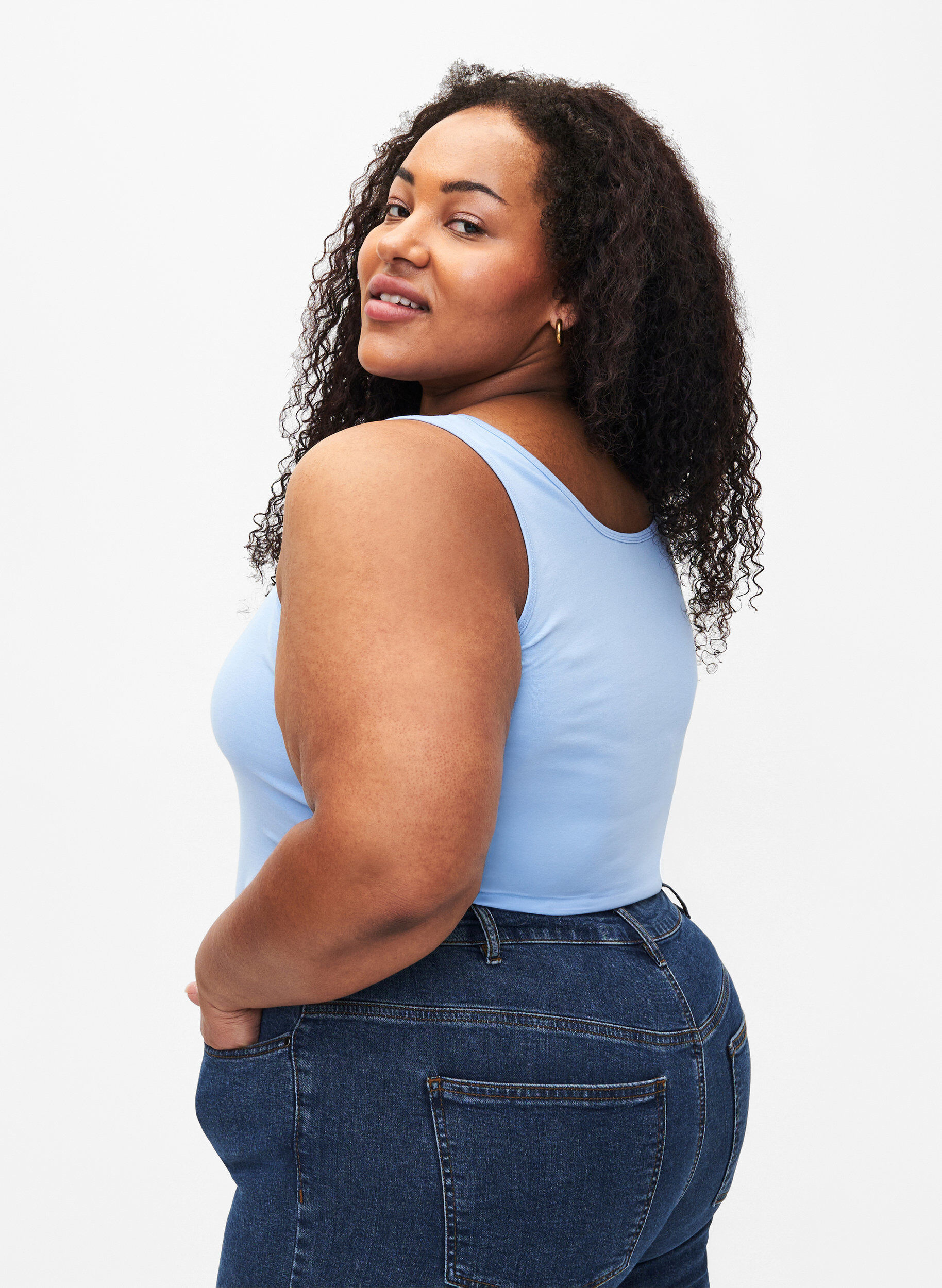 Zizzi Podstawowy top bawelniany w jednolitym kolorze, Niebieskie, Model image number 2