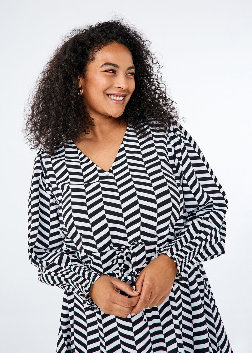 Sukienka z wiazanymi paskami w talii, Czarne, Image image number 0