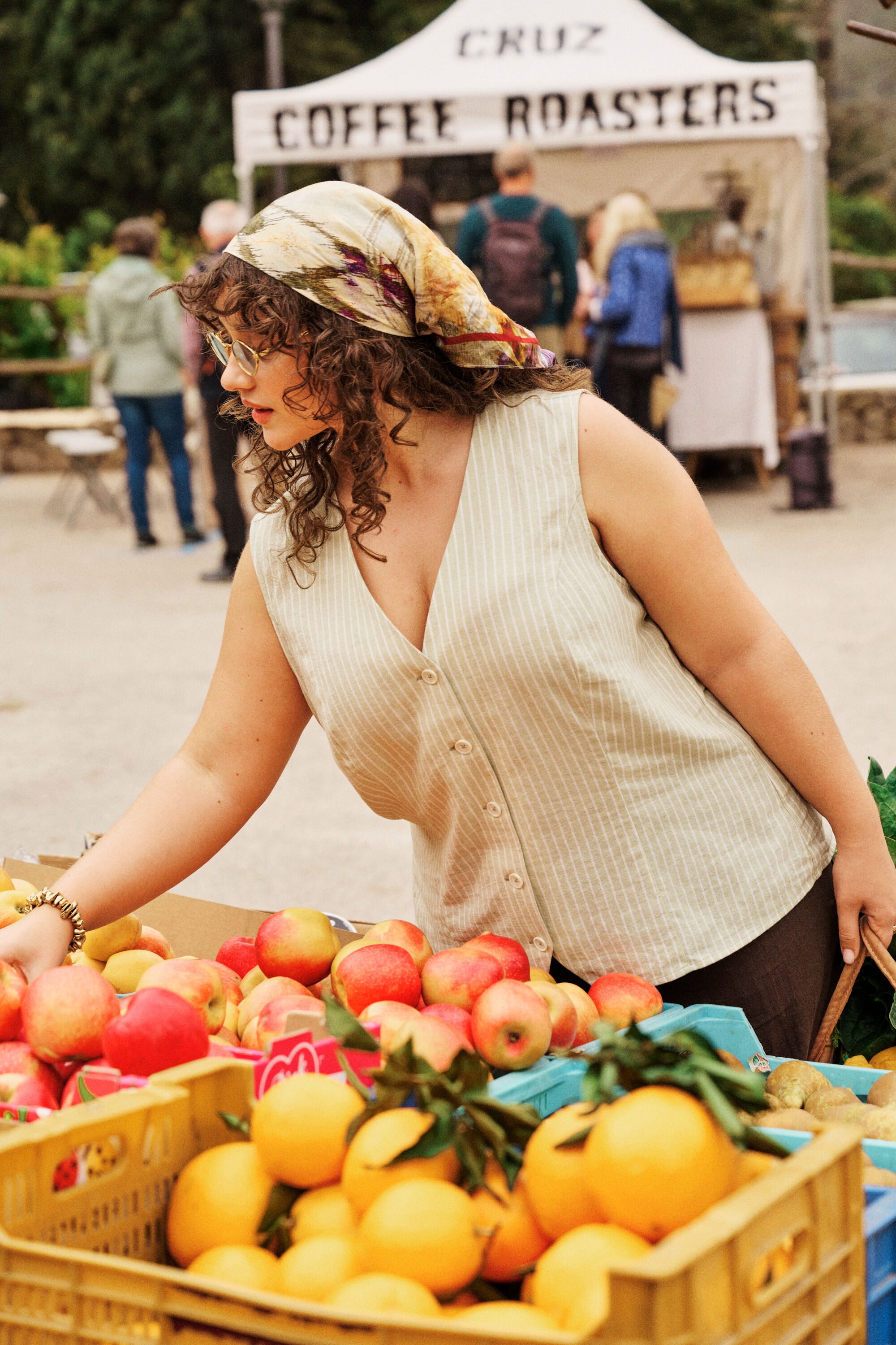 ZizziSwobodna śr&oacute;dziemnomorska elegancja, , Model