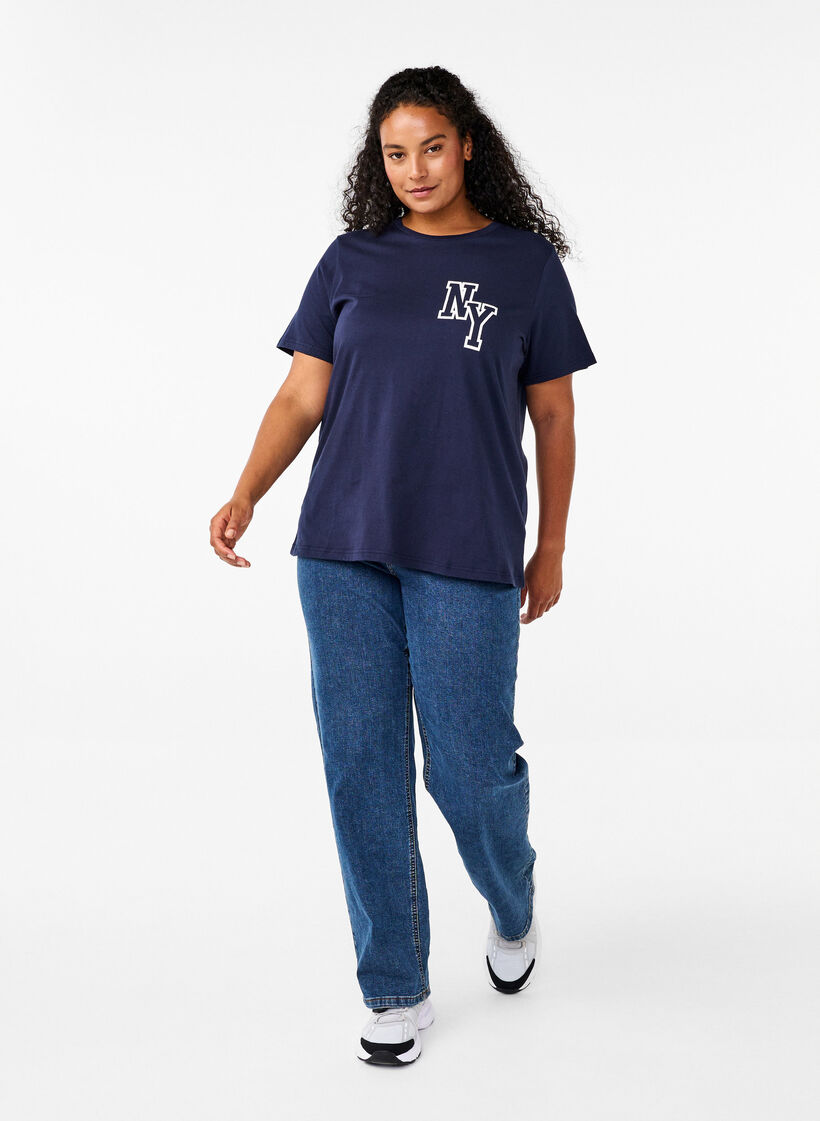 T-shirt z bawelny organicznej z nadrukiem, Night Sky Printet, Model image number 2