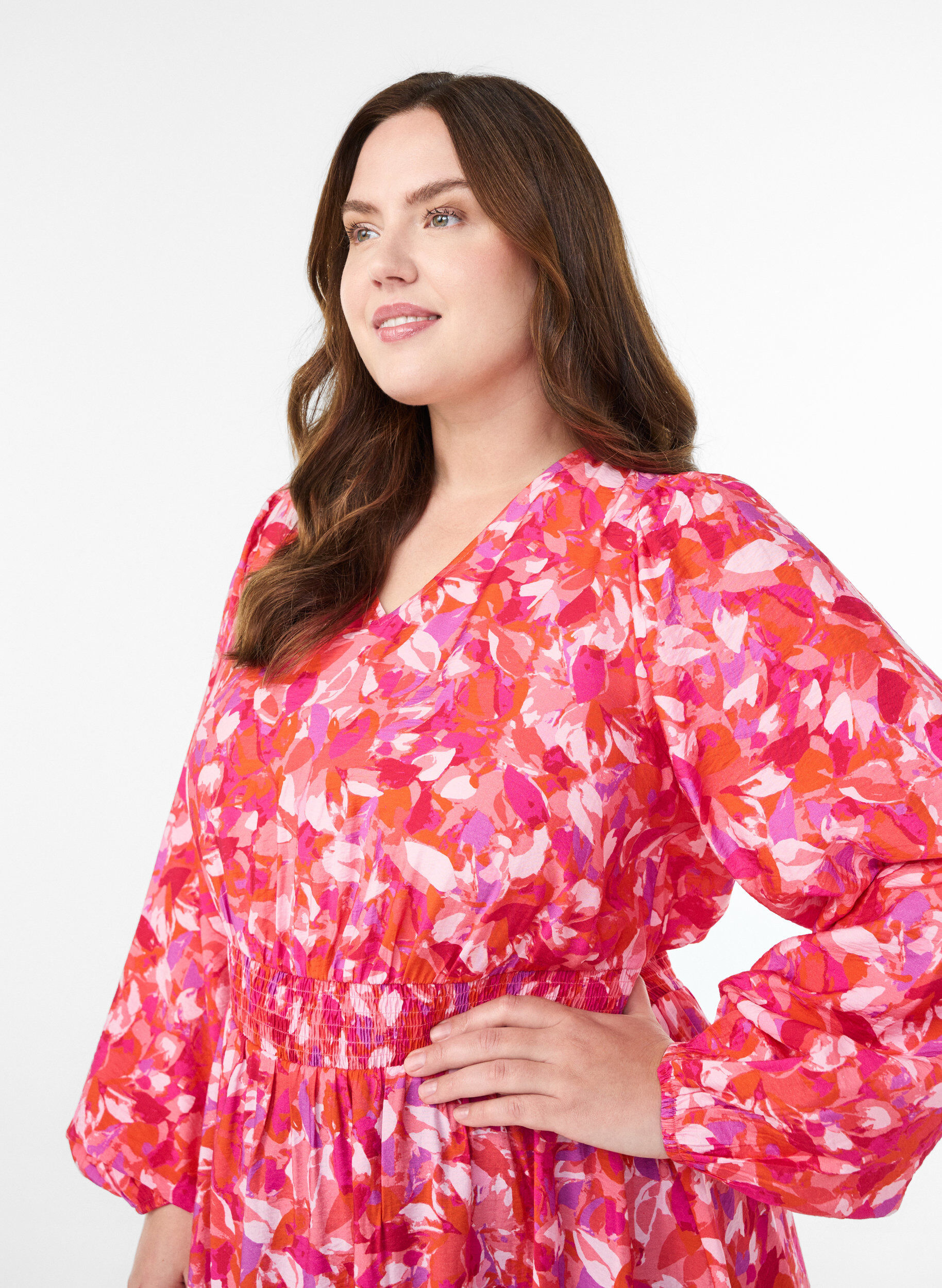 Zizzi Sukienka midi z kolorowym wzorem lisci, R&oacute;żowy, Model image number 3