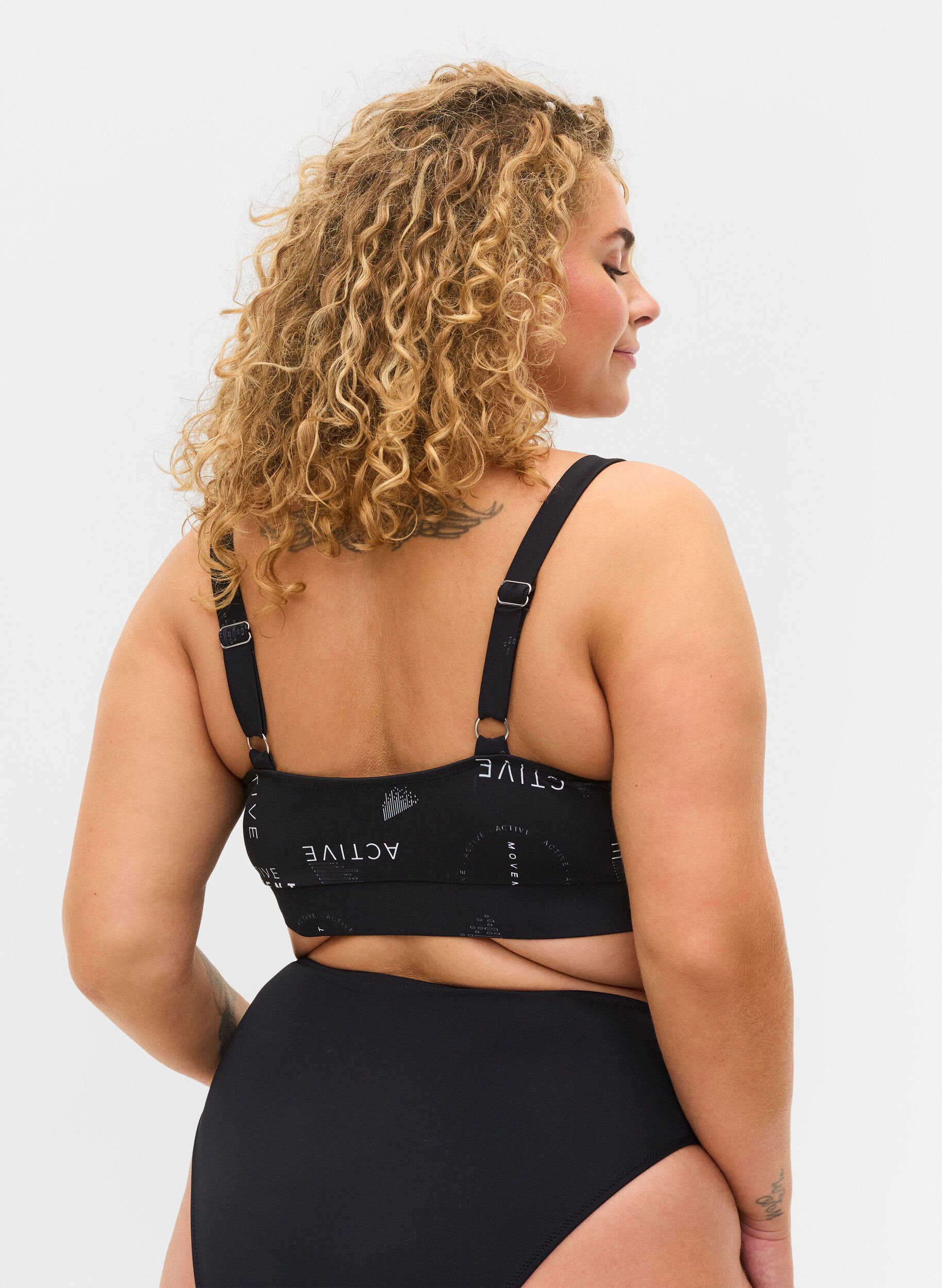 Zizzi Printed bikini top, Logo Print, Model image number 1