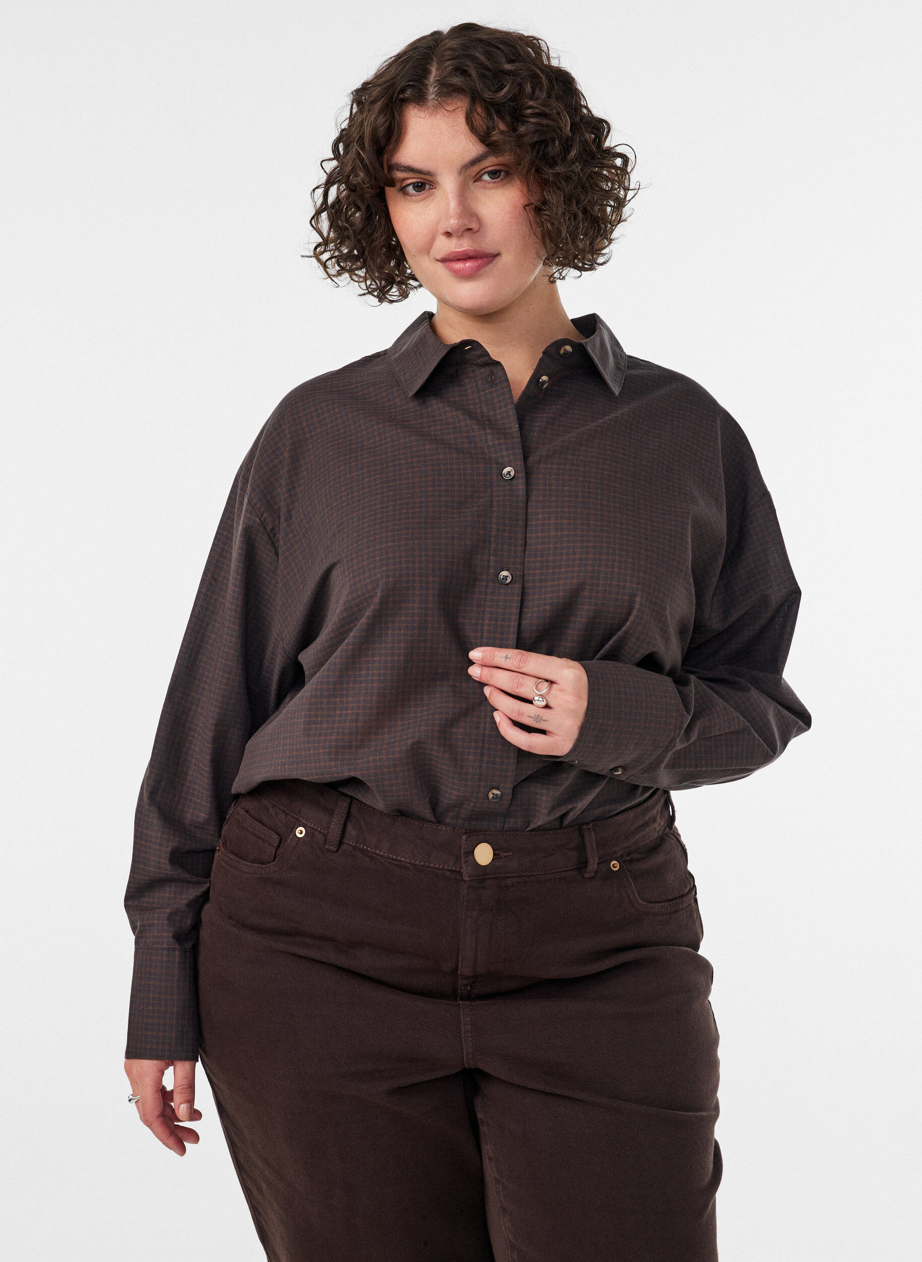 Bawelniana koszula w krate, Brązowy, Model