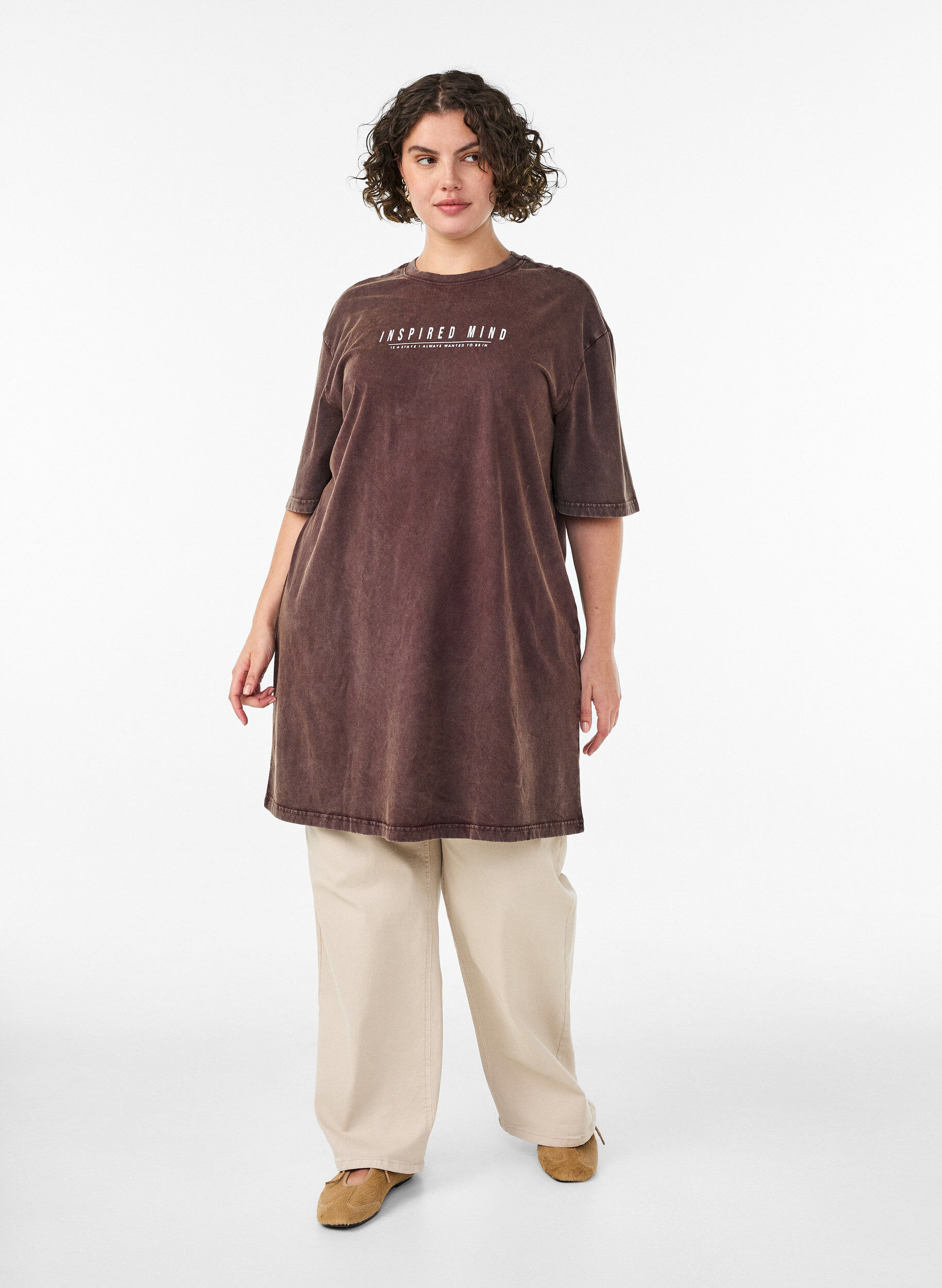 ZizziLuzna sukienka T-shirt z efektem sprania, Brązowy, Model image number 1