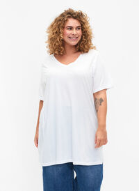 Jednokolorowa koszulka typu oversize z dekoltem w szpic, Bright White, Model