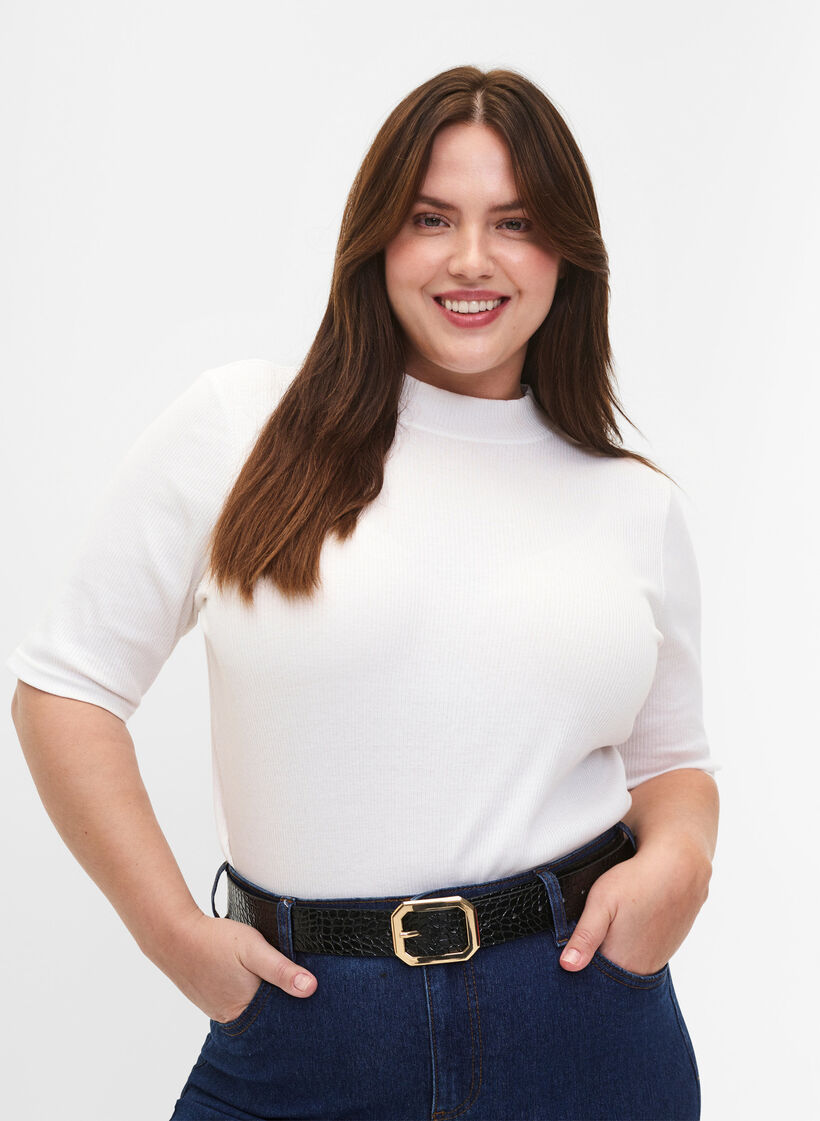 Pasek ze sztucznej skóry z krokodylim wzorem, Black w. Gold Buckle, Model image number 0