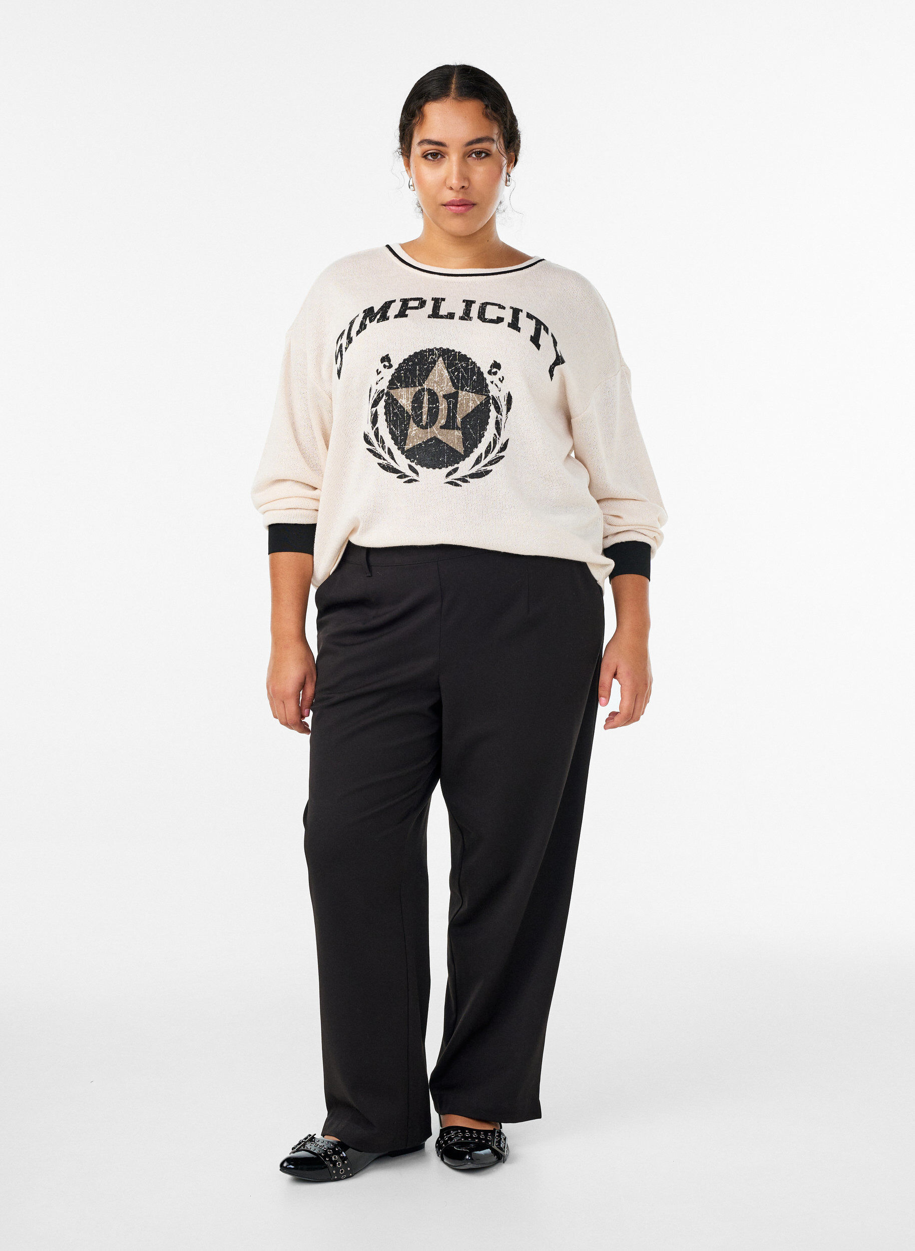 Spodnie z wysoka talia i elastycznym pasem z tylu, Czarne, Model