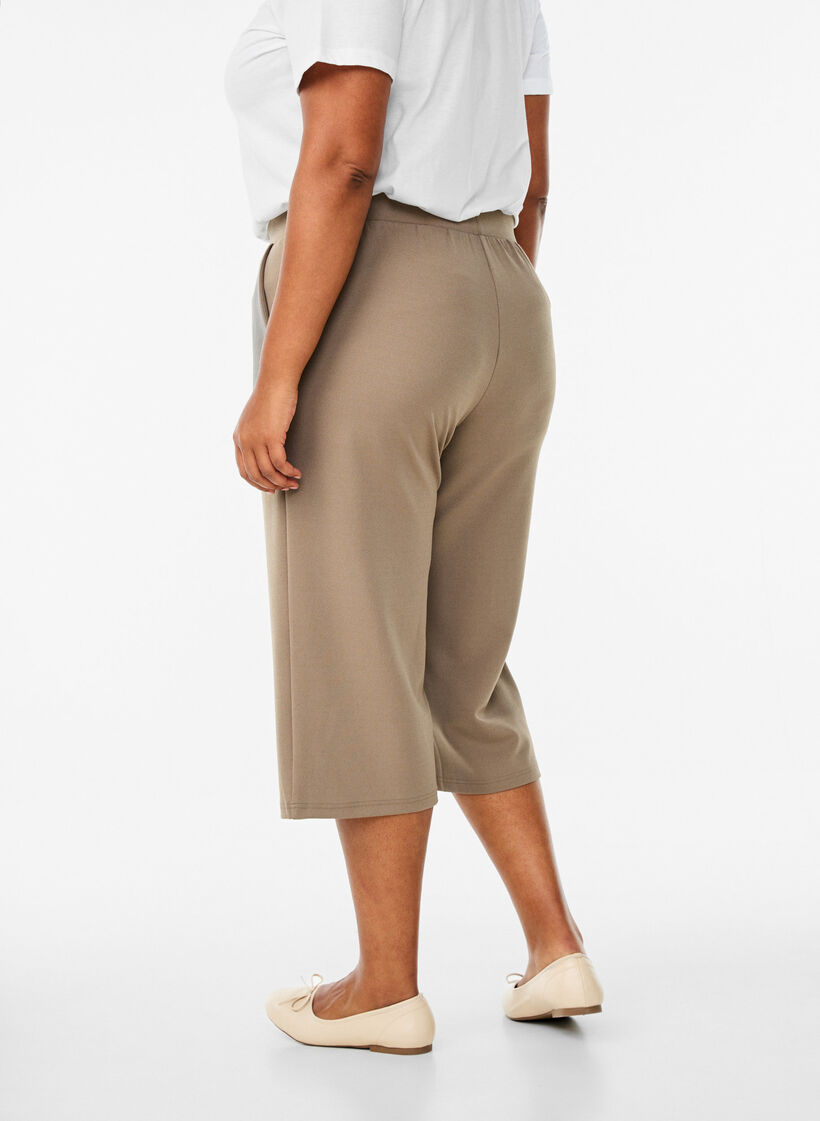 Spodnie 3/4 o luznym kroju z wysokim stanem, Brązowy, Model image number 1