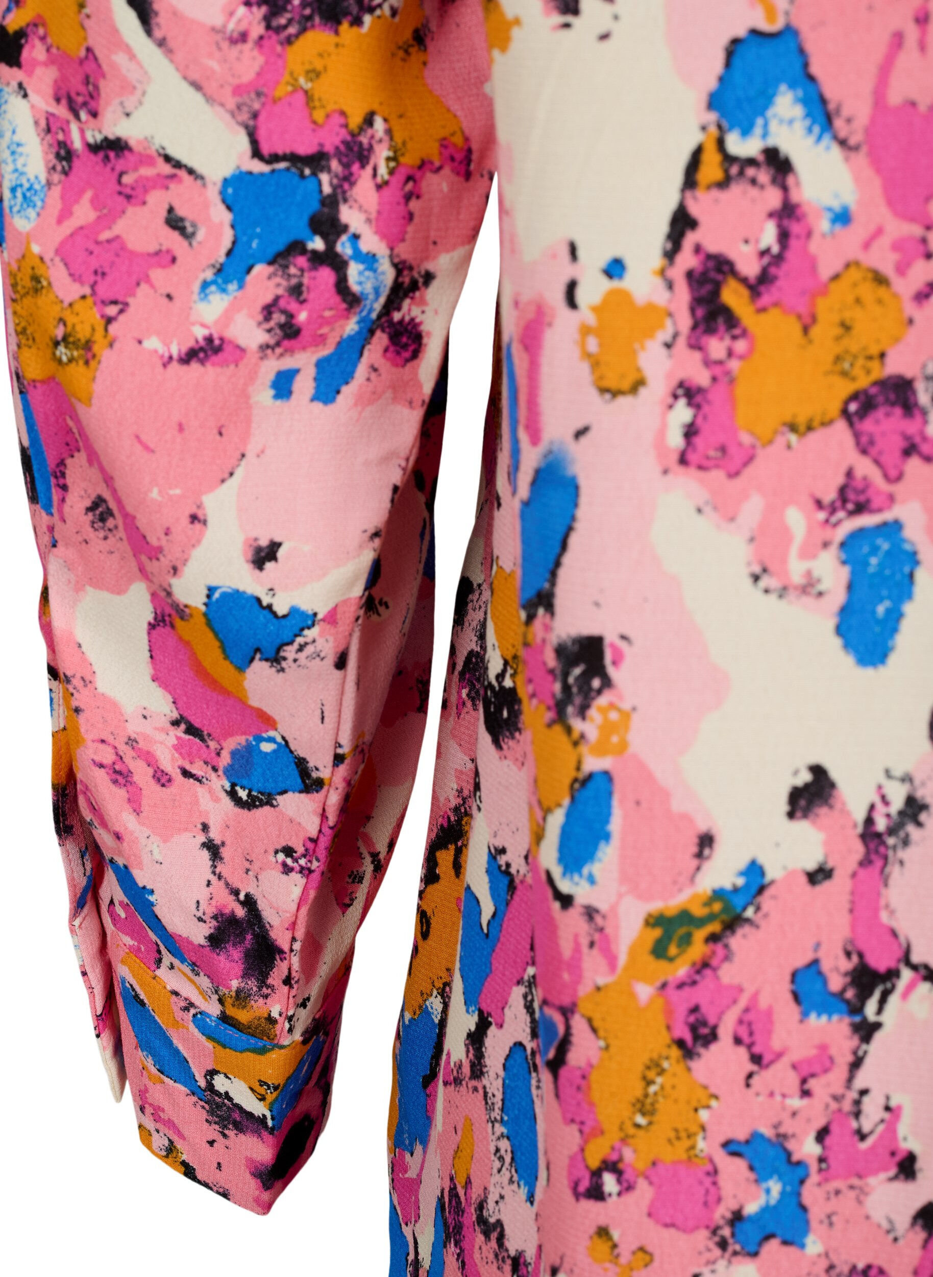 Zizzi Long printed shirt in viscose, Rosebloom GraphicAOP, Packshot image number 3