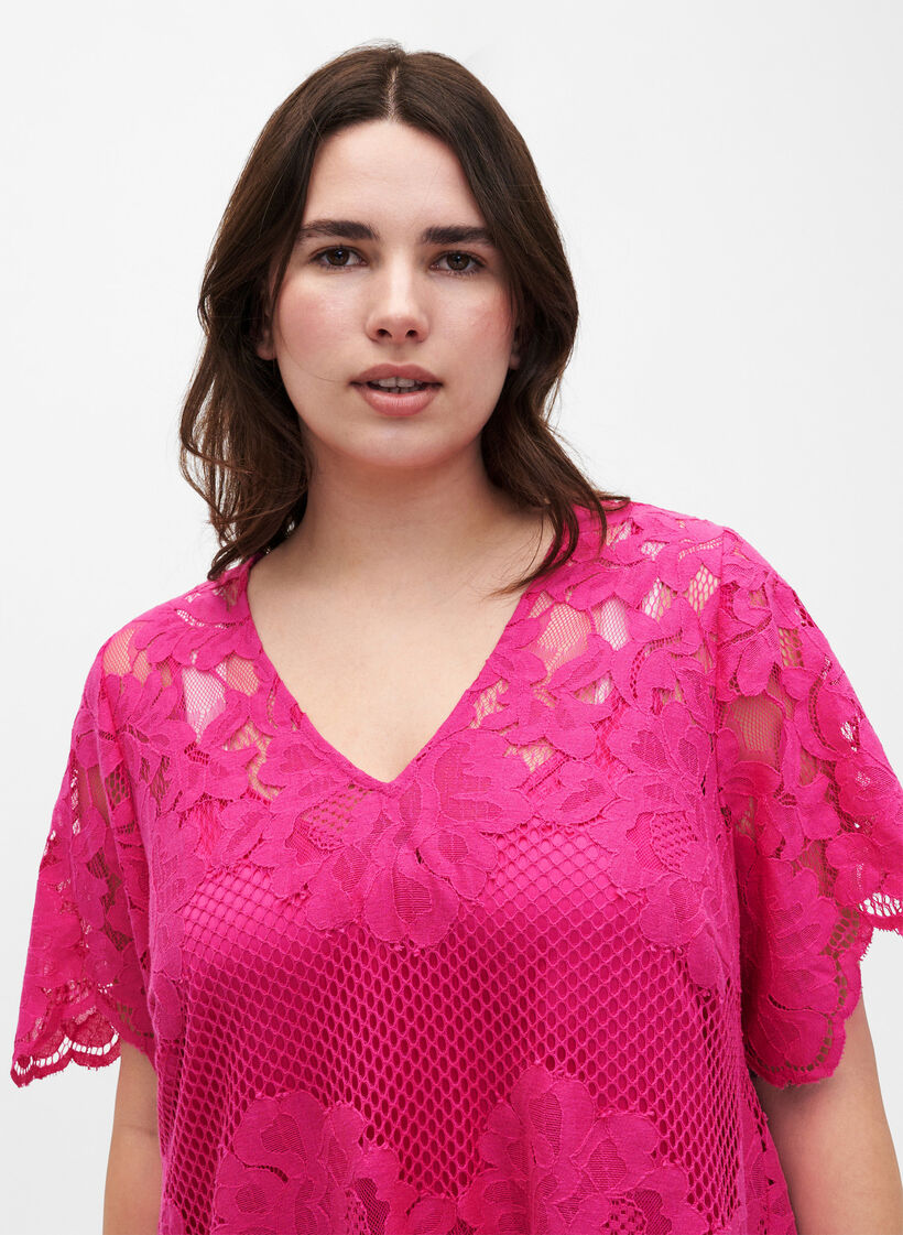 Koronkowa sukienka z krótkim rekawem, Cabaret, Model image number 2