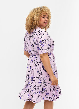 Kopertowa sukienka z wzorem kwiatów i krótkimi rekawami, Purple AOP, Model image number 1