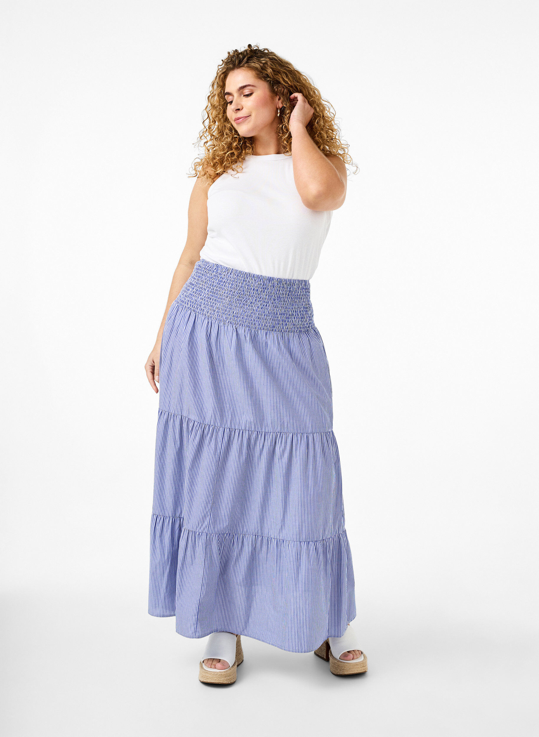 Zizzi Sp&oacute;dnica maxi typu smock w paski, Baja Blue Stripe, Model image number 0