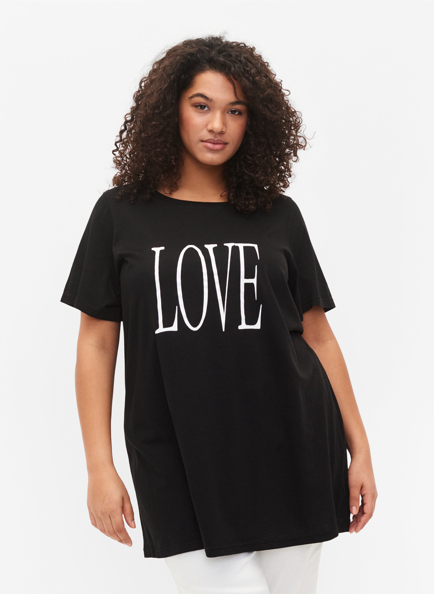 Zizzi Oversize t-shirt with print, Black W. Love, Model image number 0