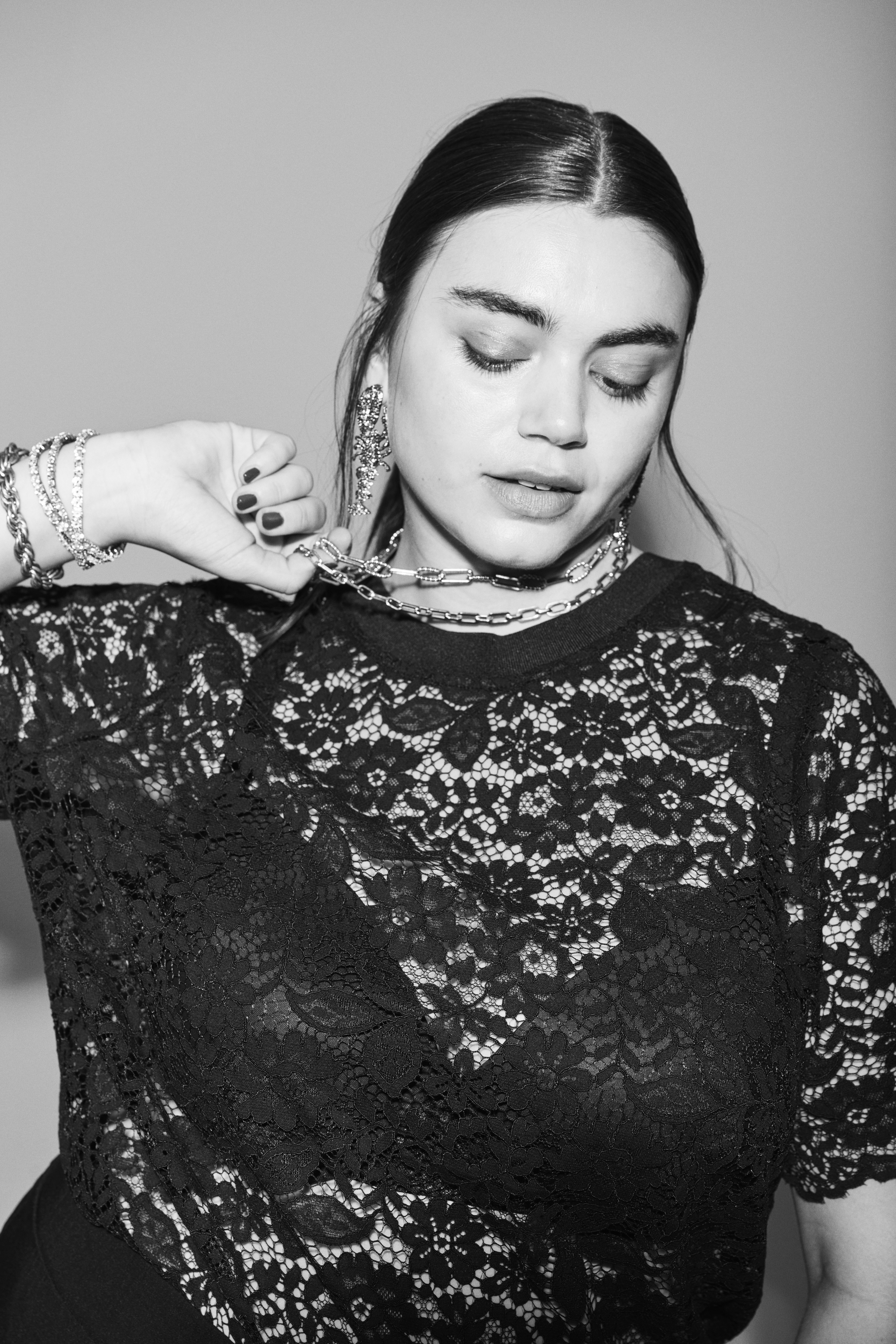 Zizzi Stylizacja z koronkową bluzką, , Model