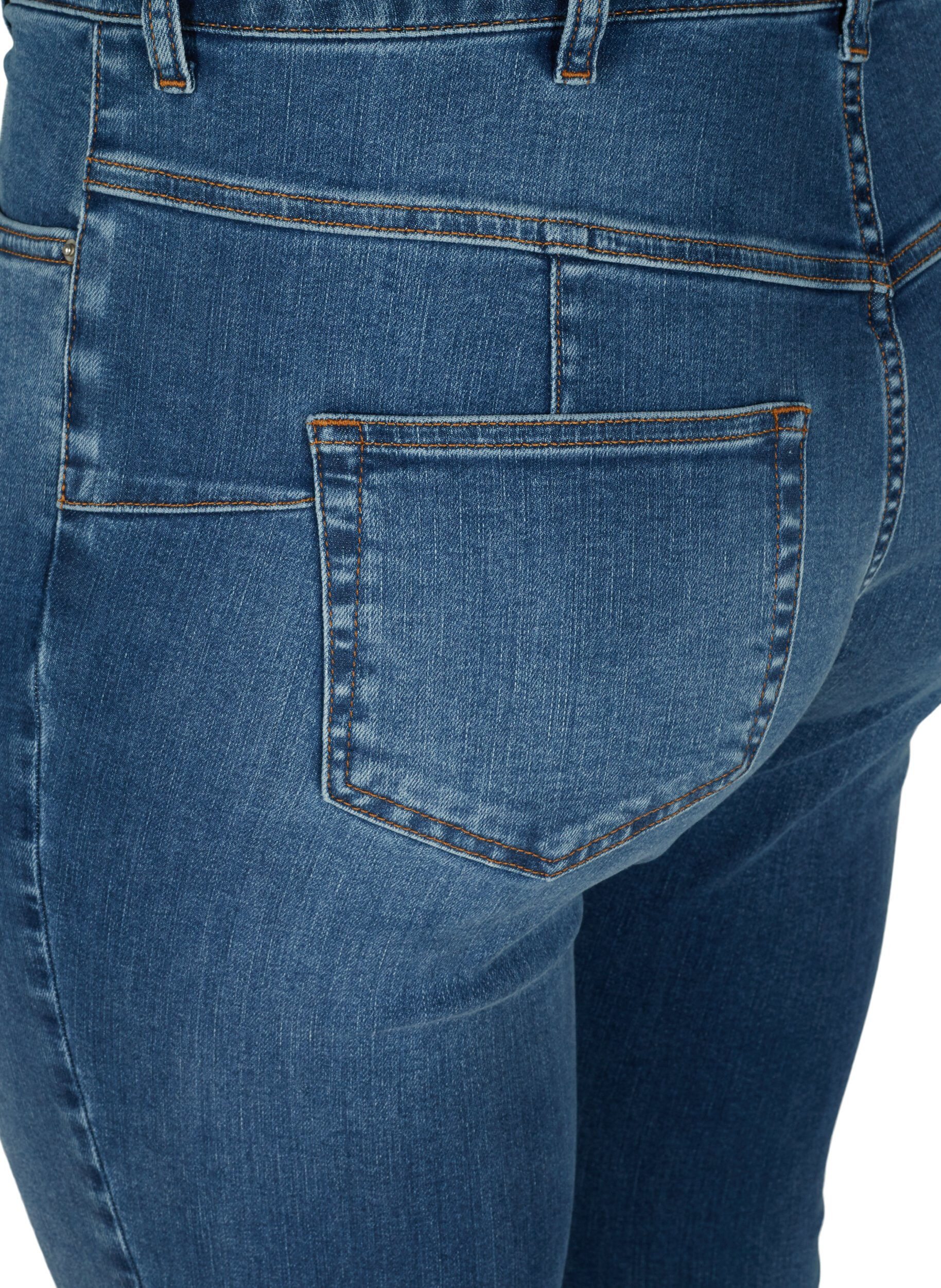Zizzi High-waisted Amy jeans with push-up effect, Blue denim, Packshot image number 3