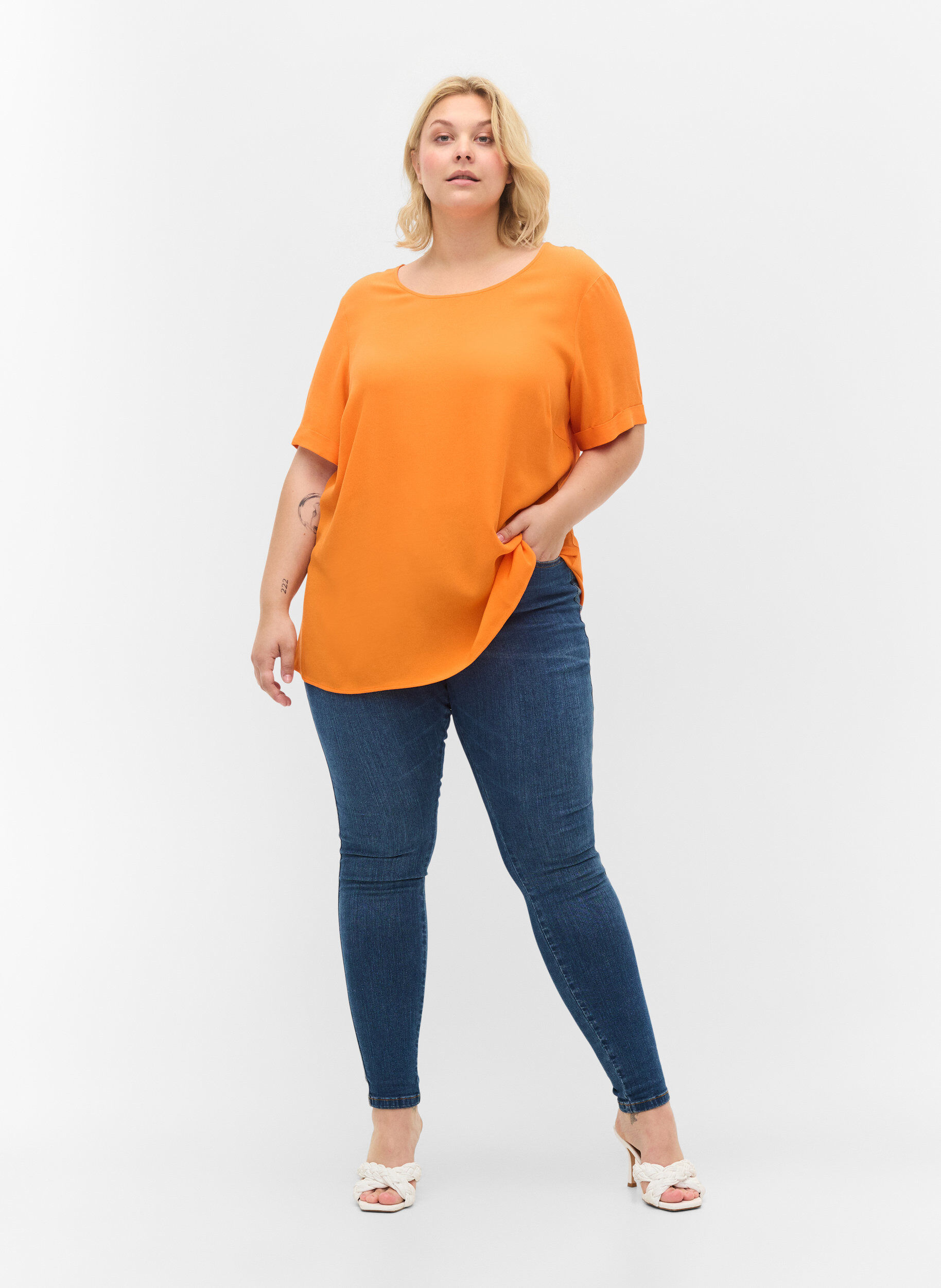 Zizzi Short-sleeved viscose blouse, Orange Peel, Model image number 2