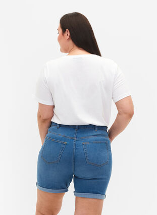 Dopasowane szorty jeansowe z wysokim stanem, Medium Blue Denim, Model image number 1