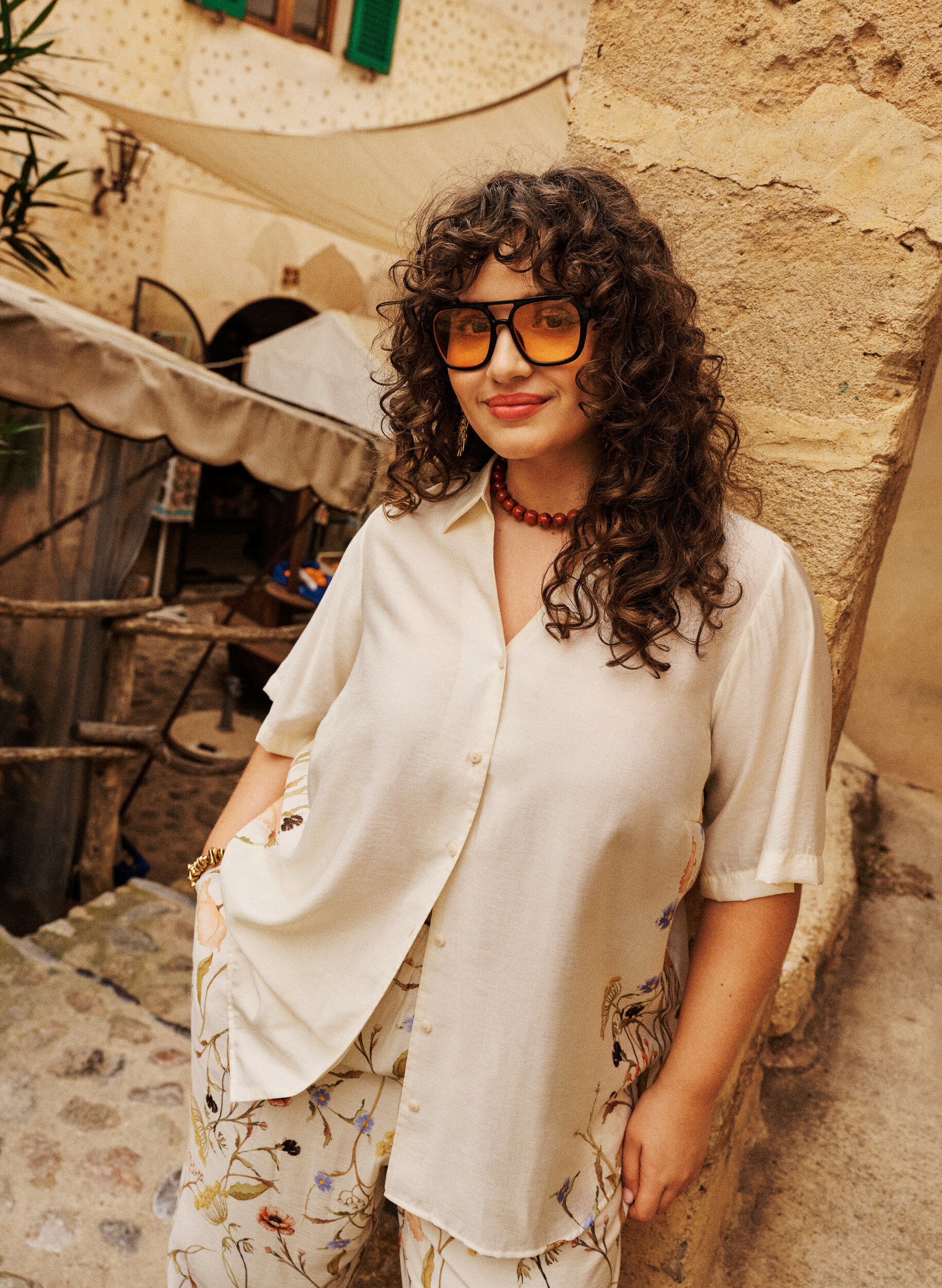 ZizziBluzka koszula z rekawami do lokcia i kwiatowymi detalami, Beżowy, Image image number 0