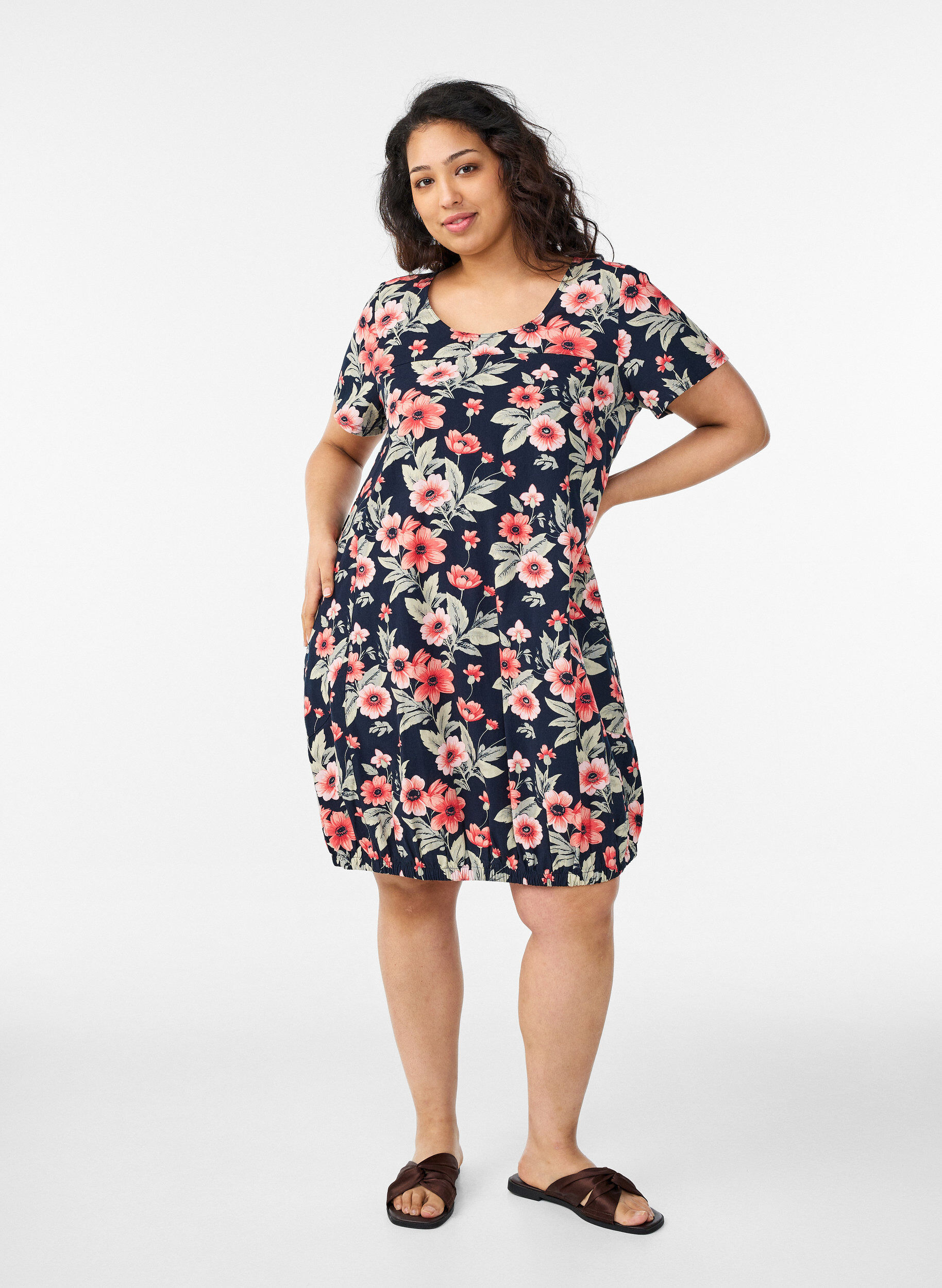 Zizzi Bawelniana sukienka z kr&oacute;tkim rekawem i nadrukiem, Niebieskie, Model image number 1