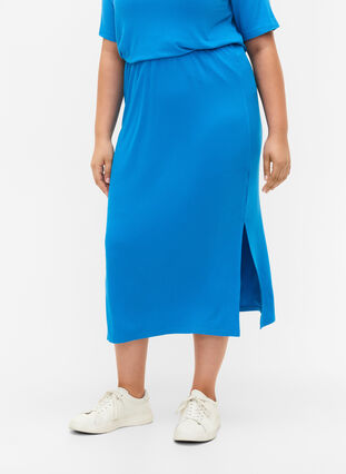 Obcisla, wiskozowa spódnica midi, Ibiza Blue, Model image number 2