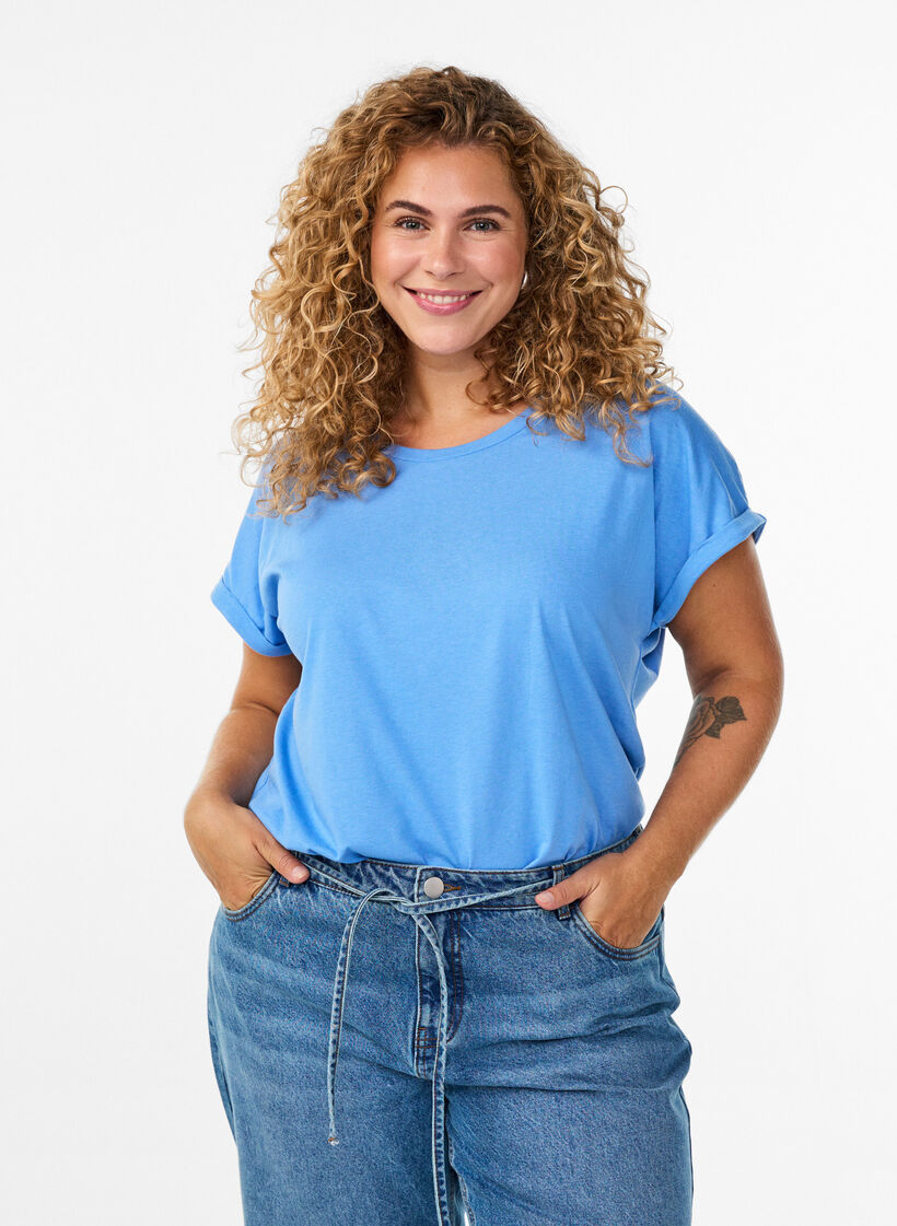 Koszulka z kr&oacute;tkimi rekawami wykonana z mieszanki bawelny, Niebieskie, Model image number 0