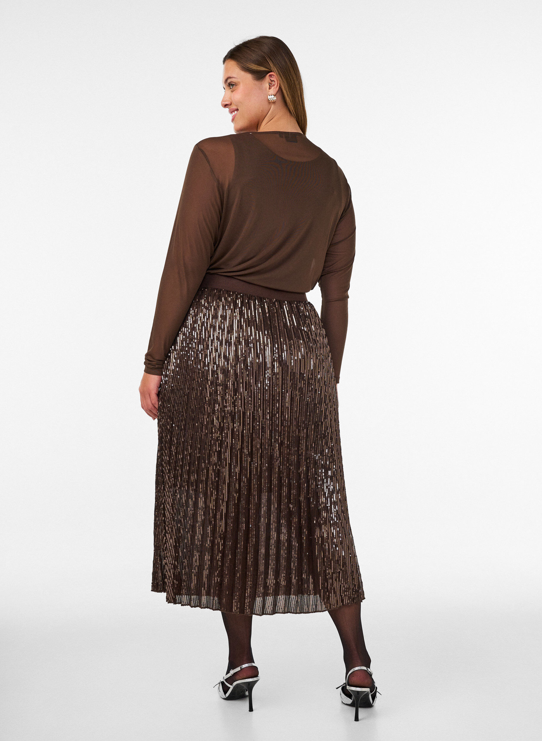 ZizziTrapezowa cekinowa sp&oacute;dnica midi, Brązowy, Model image number 1