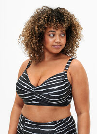 Biustonosz bikini z nadrukiem i fiszbinami, Black White Stripe, Model