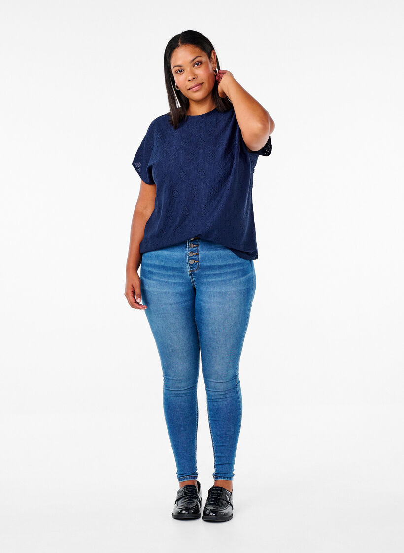 Bluzka z krótkimi rekawami i kwiatowym haftem, Naval Academy, Model image number 2