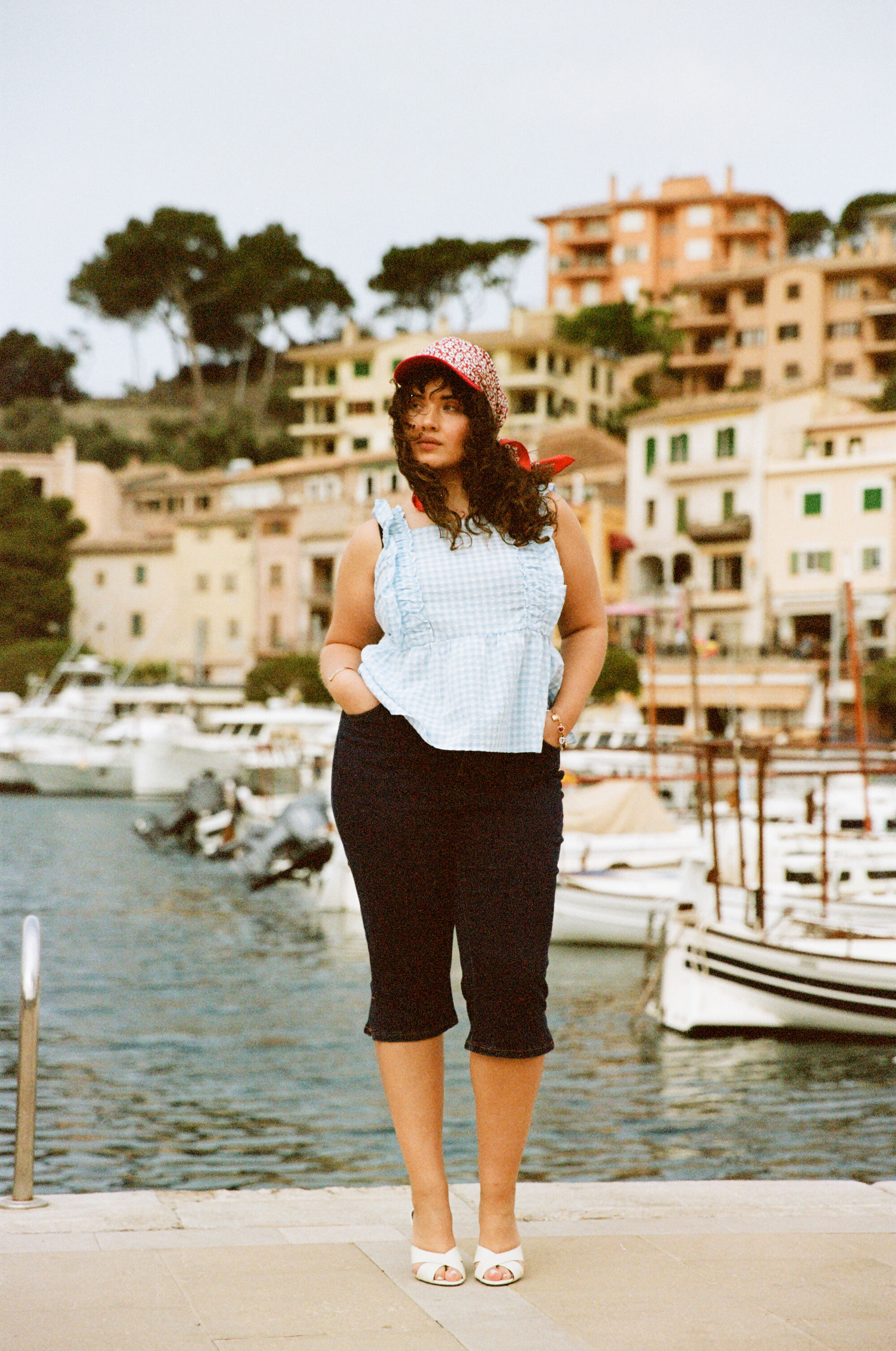 ZizziLetni urok portu w pastelach, , Model