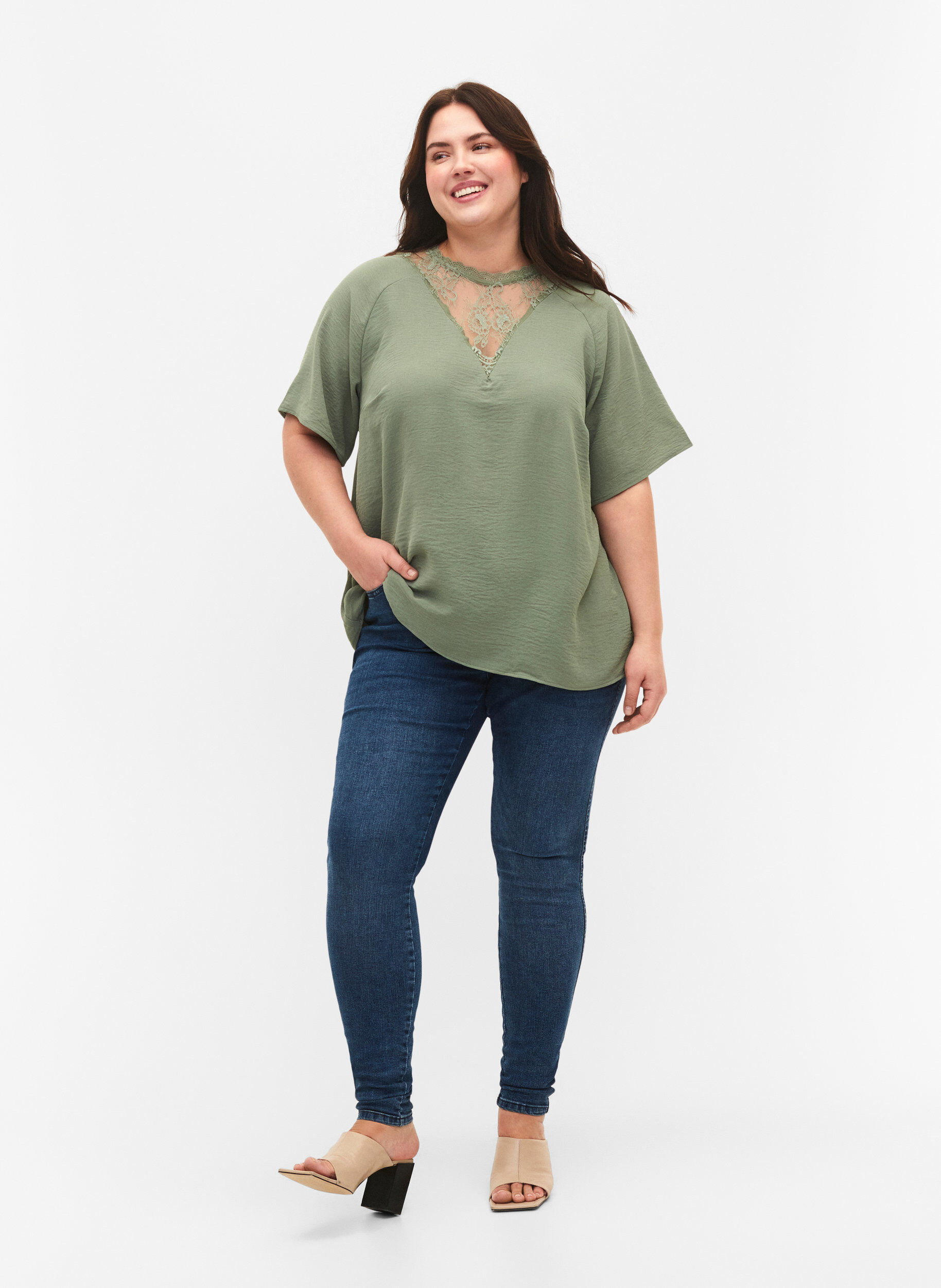 Zizzi Bluzka z kr&oacute;tkim rekawem i koronka, Lily Pad, Model image number 2