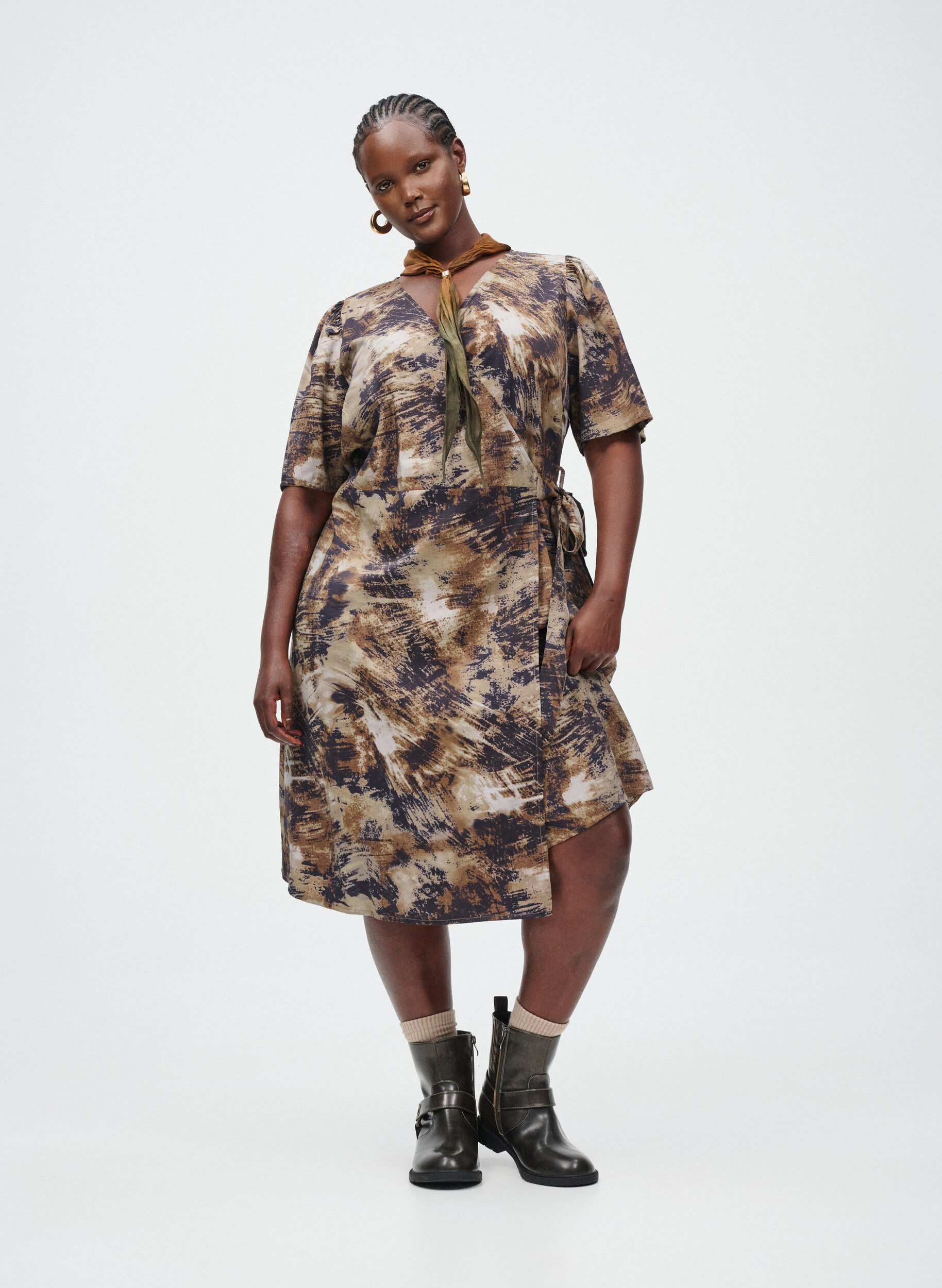 Zizzi Kopertowa sukienka z nadrukiem, Zielony, Image image number 0